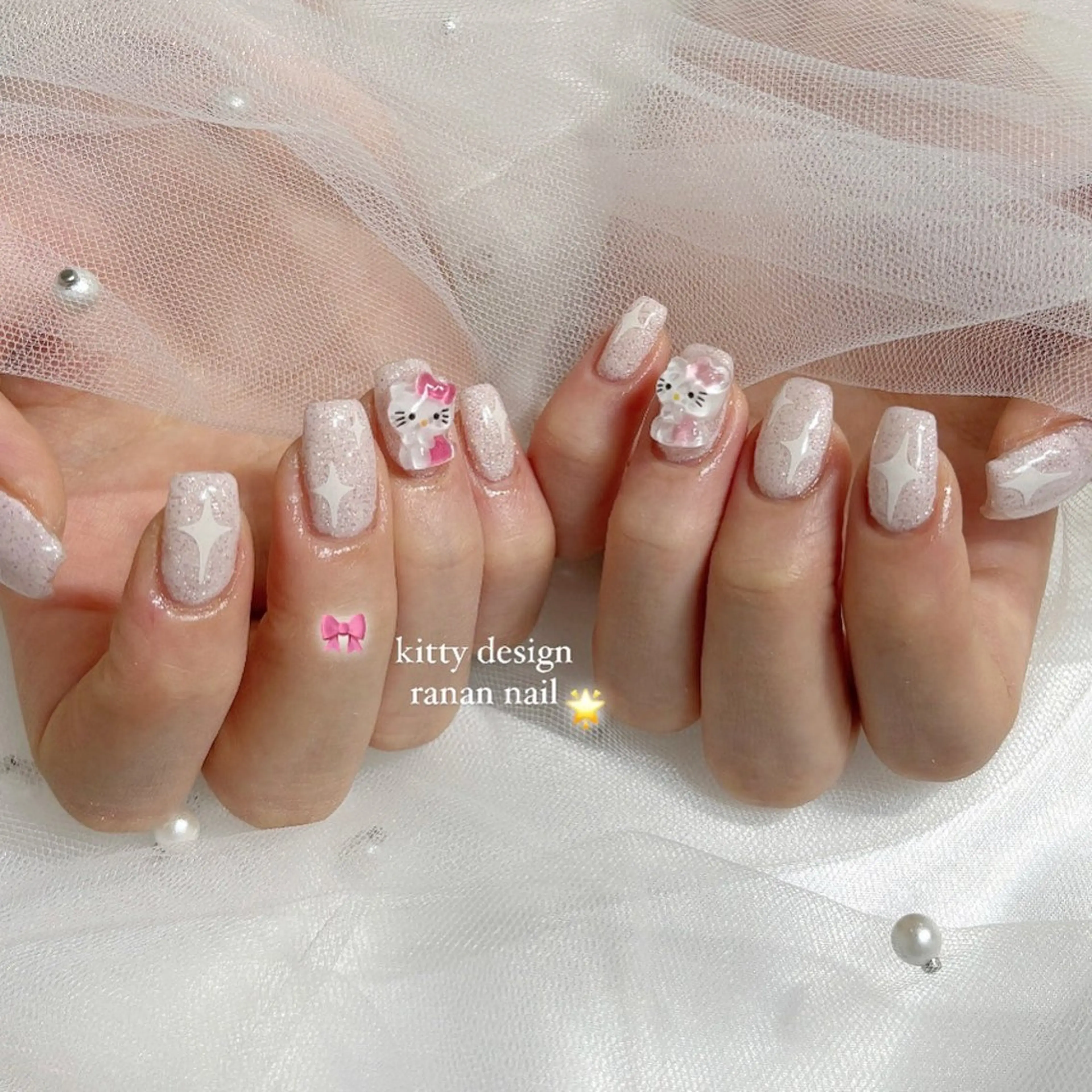 ネイル 𝓇𝒶𝓃𝒶𝓃 𝓃𝒶𝒾𝓁のネイルデザイン