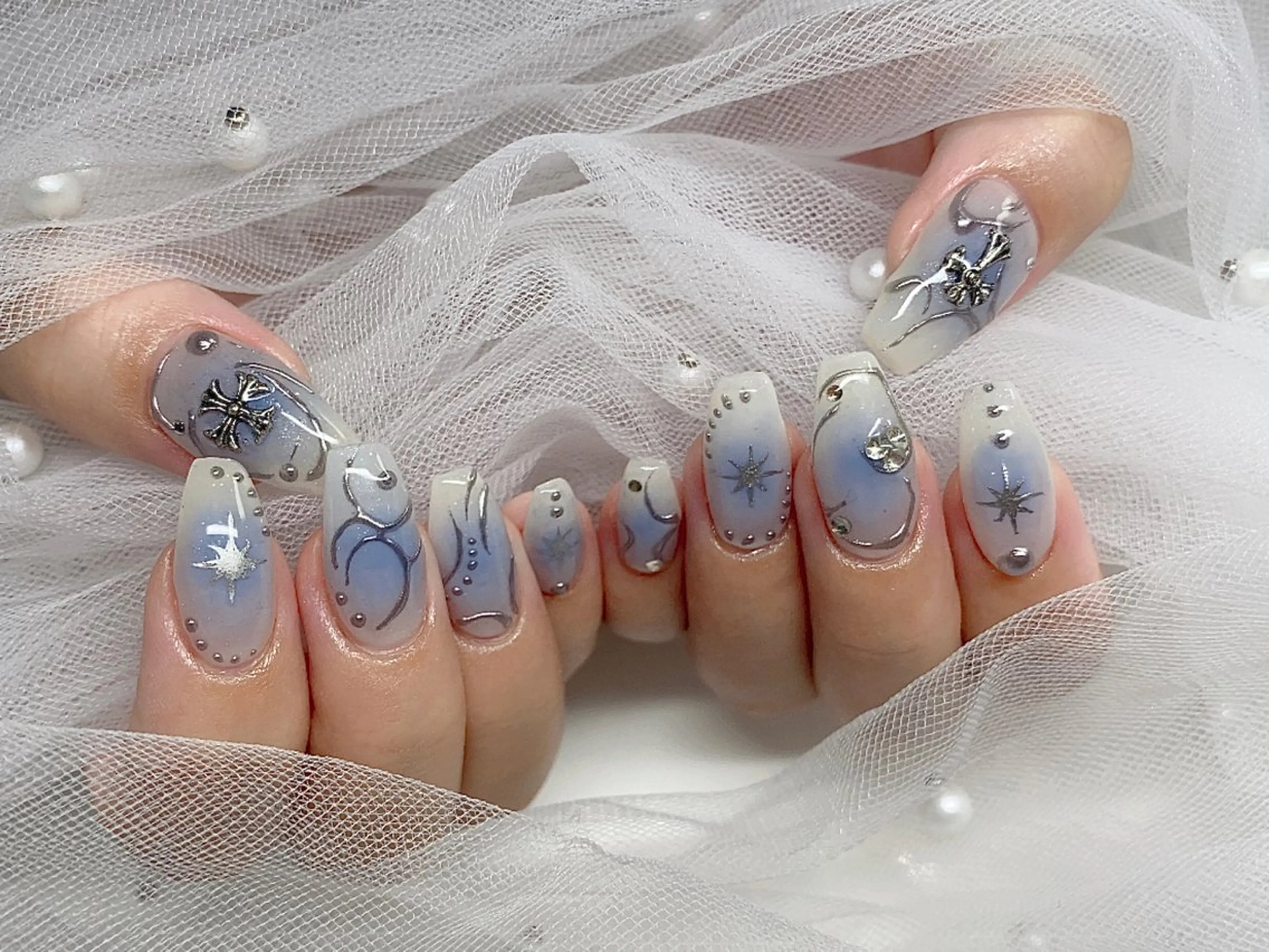 ネイル I-nailロング /ワンホン/キラキラのネイルデザイン