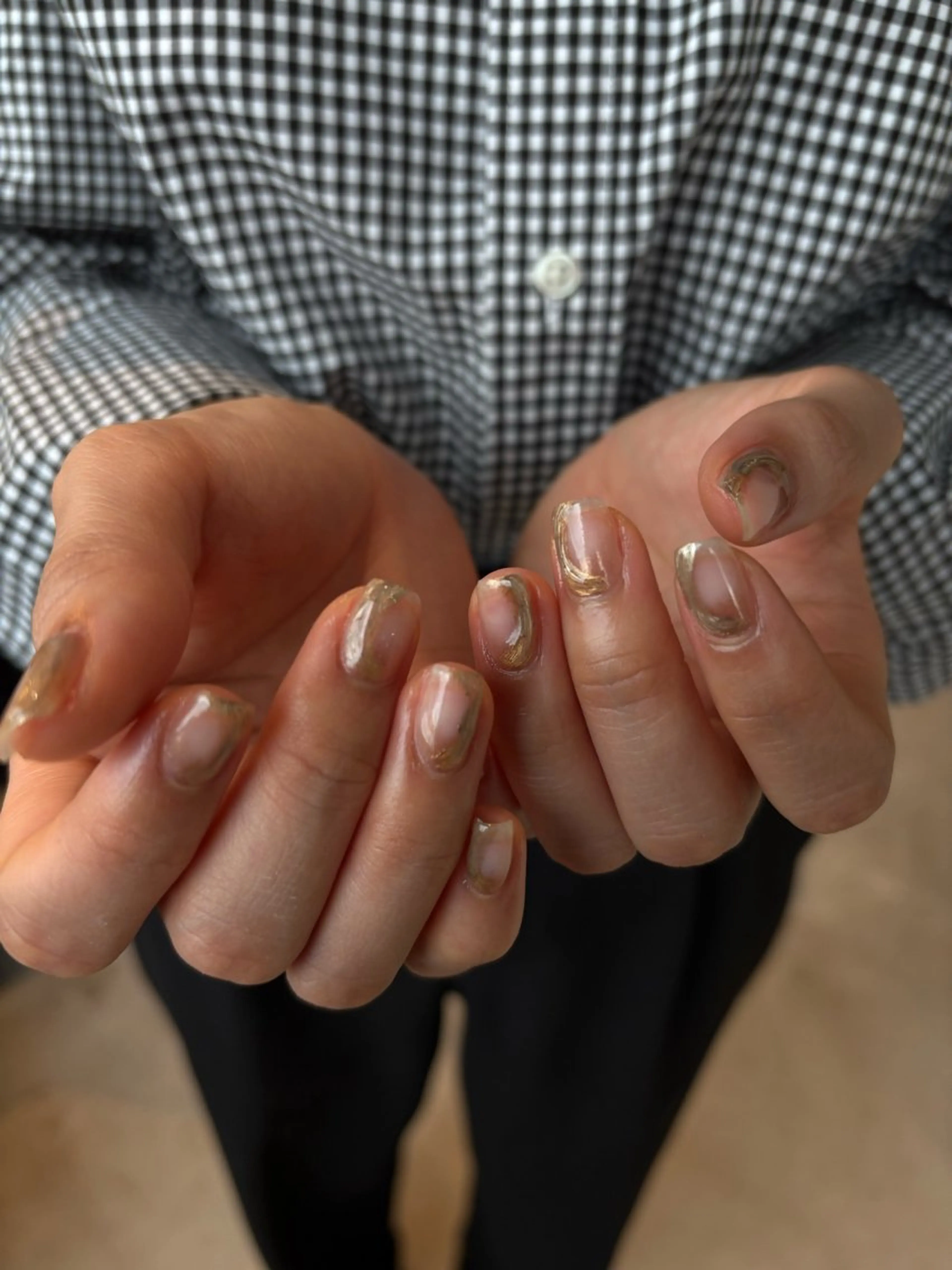 ネイル ゴールド ぷっくりネイル NUE kyokoのネイルデザイン