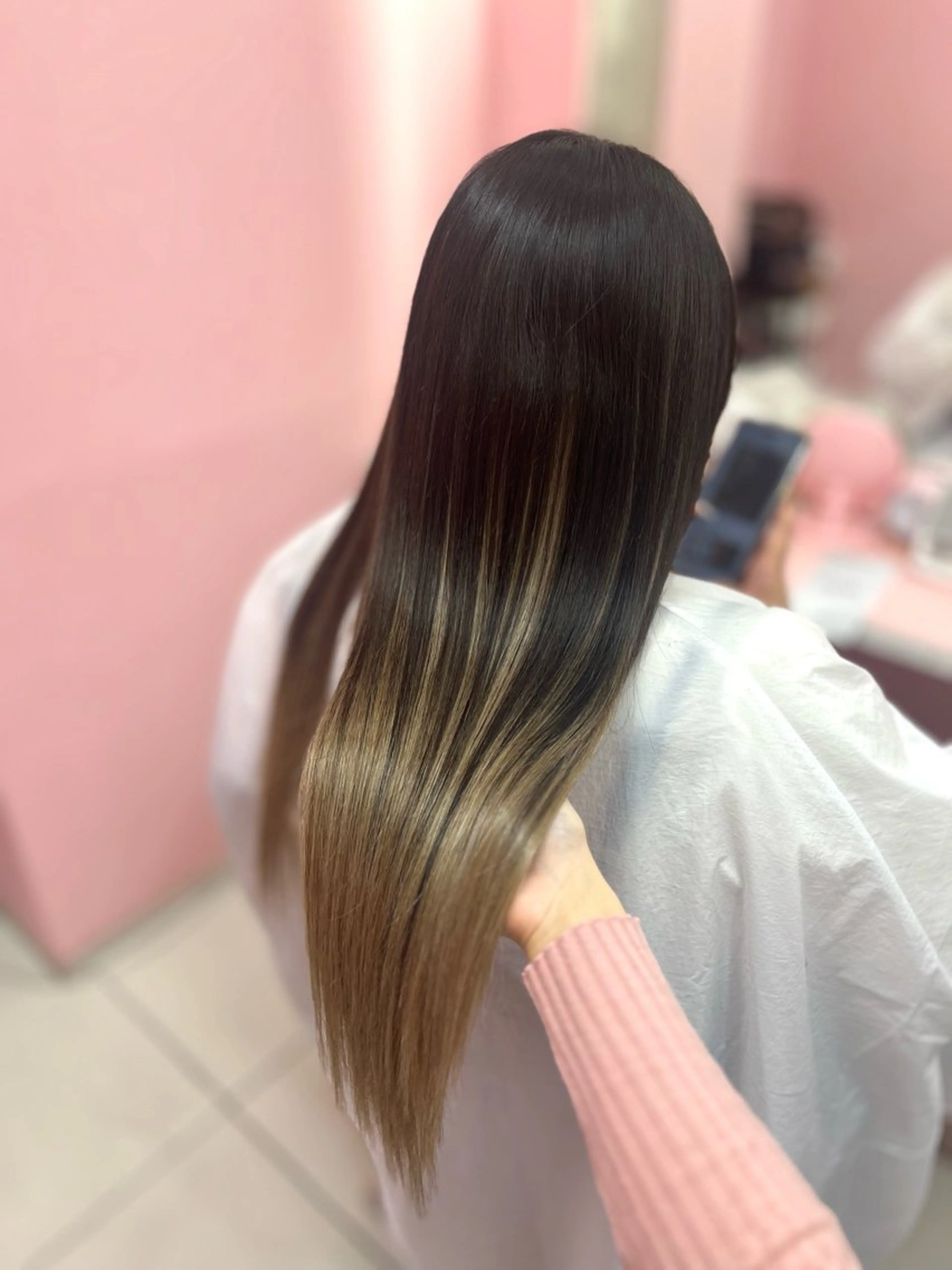 ロング シールエクステ くびれヘア エクステ ハイライト ヨシンモリ ヘアカラー エクステ シーズン エクステ/大阪梅田駅のヘアスタイル