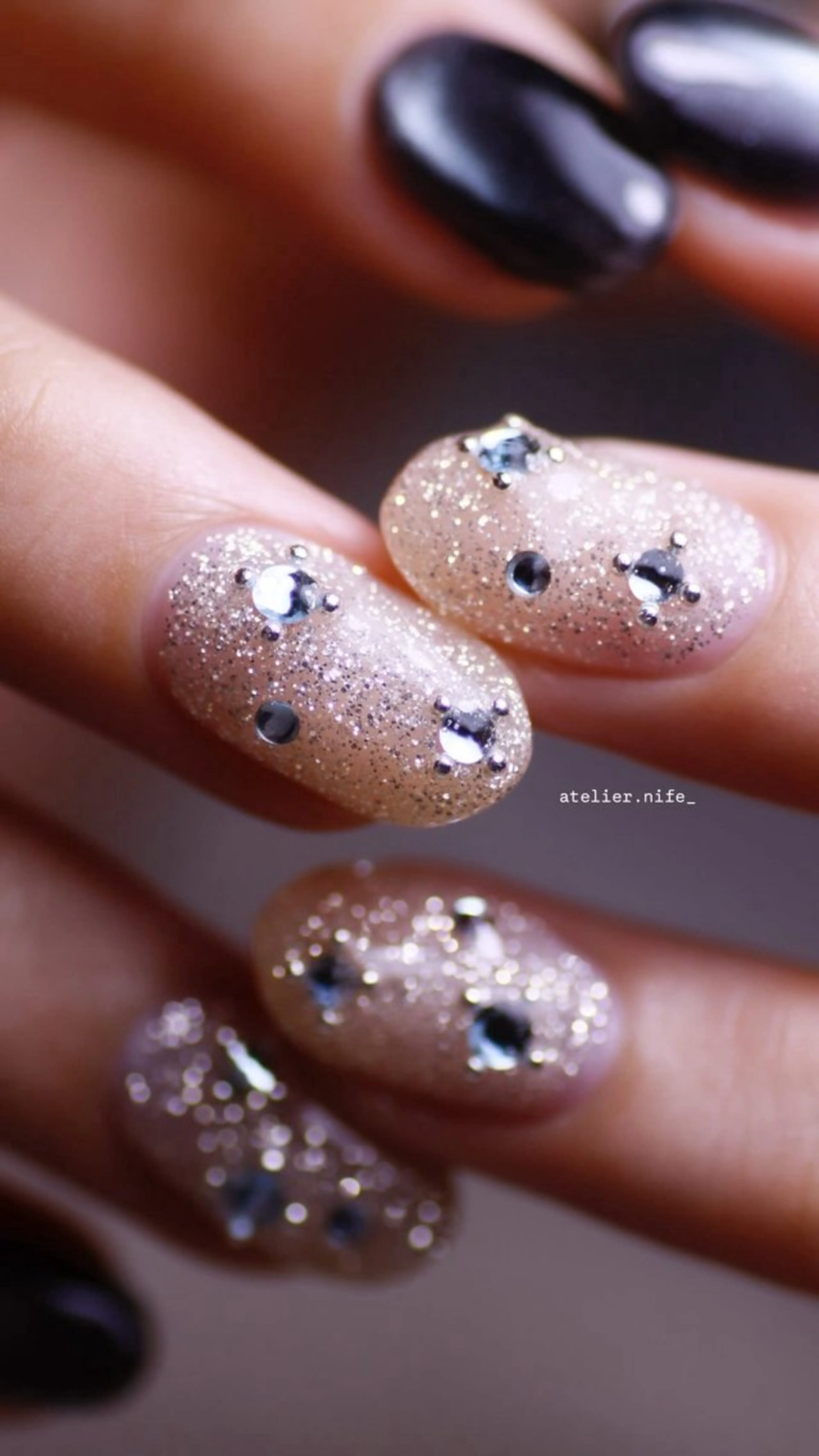 ネイル ハンドネイル atelier nife.のネイルデザイン