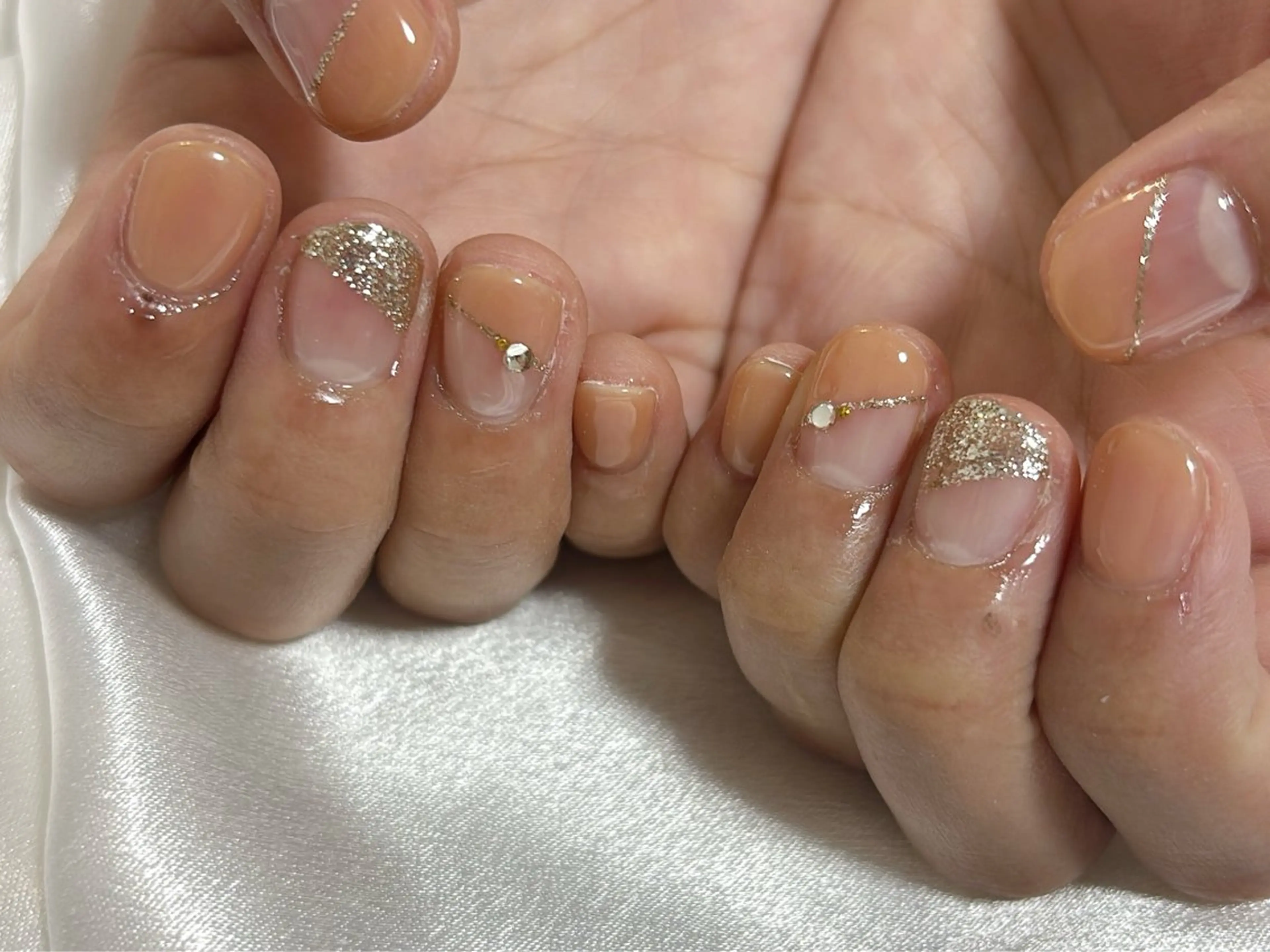 ネイル オーロラネイル 桜ネイル フラワーネイル フットネイル フレンチネイル ハンドネイル kikinail 溝の口のネイルデザイン