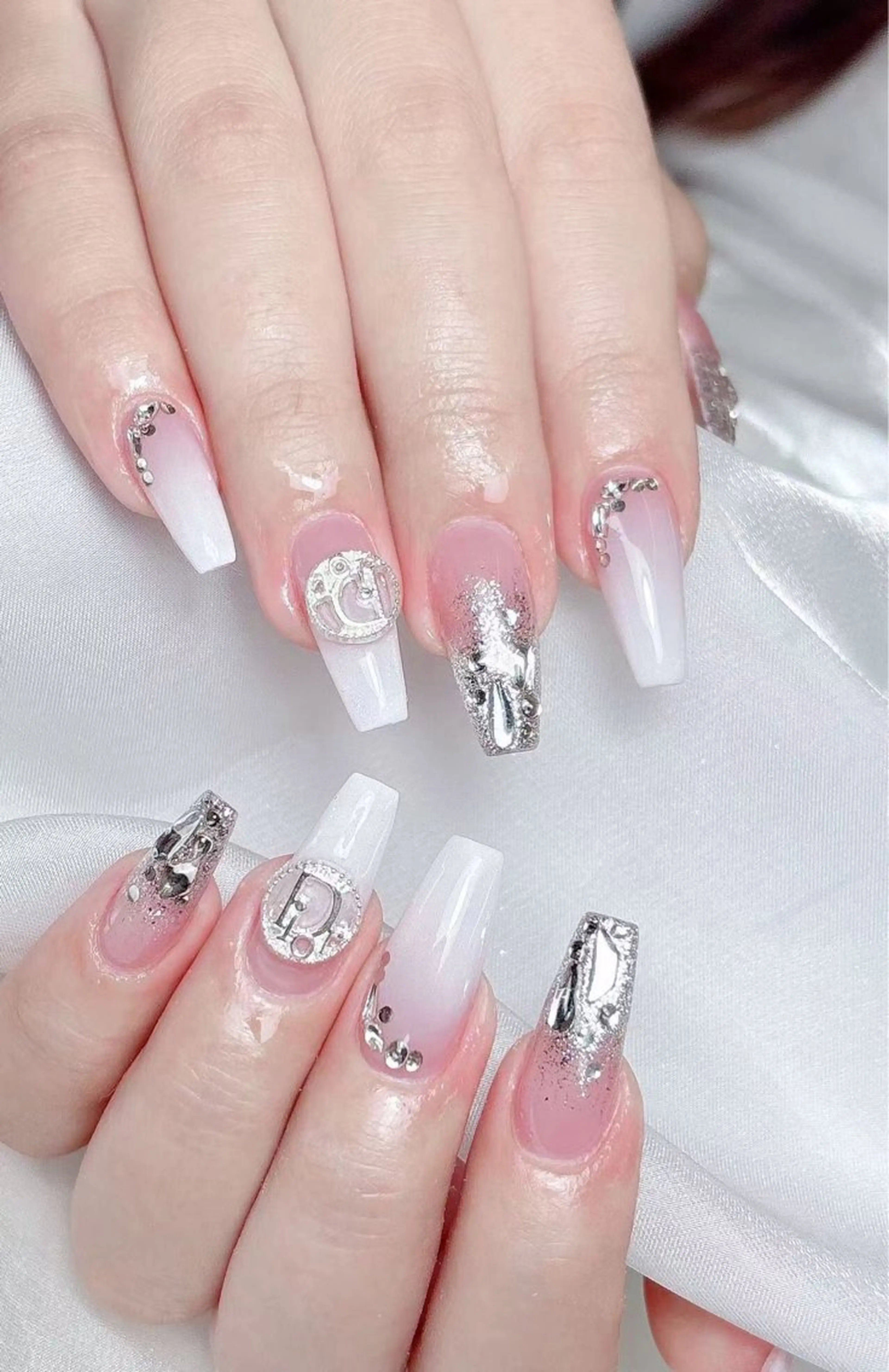 ネイル 🎀Ｍ nails✨ ビューティーのネイルデザイン