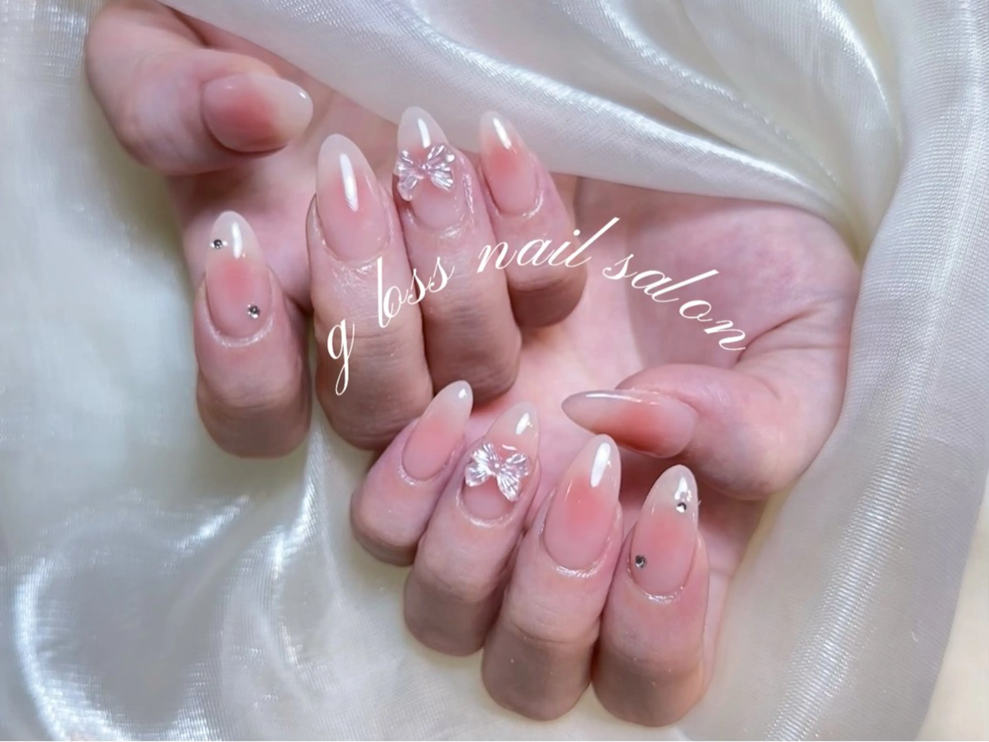 ネイル りこ💅 gloss nailのネイルデザイン