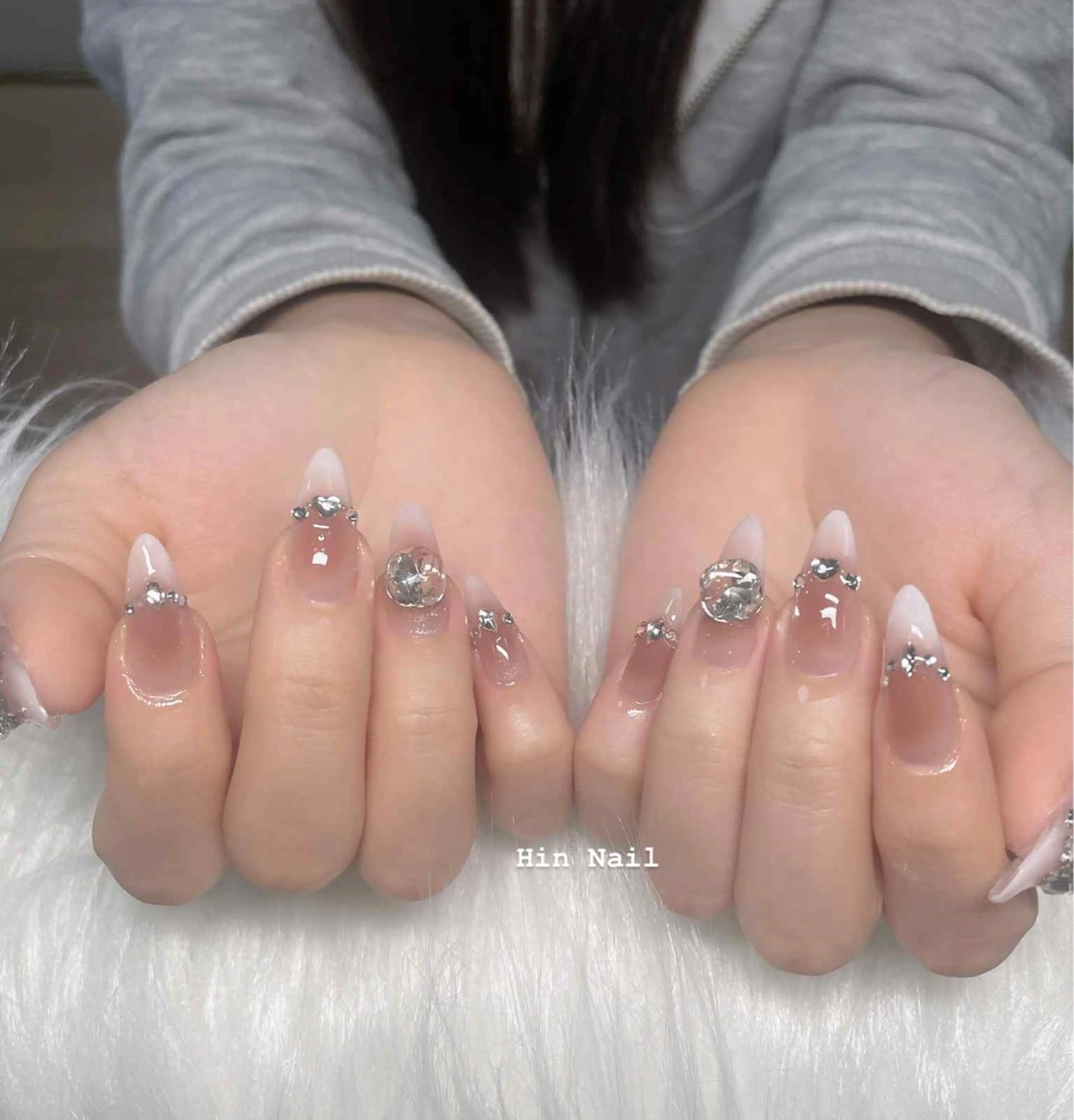 ネイル ハンドネイル HIN NAILのネイルデザイン