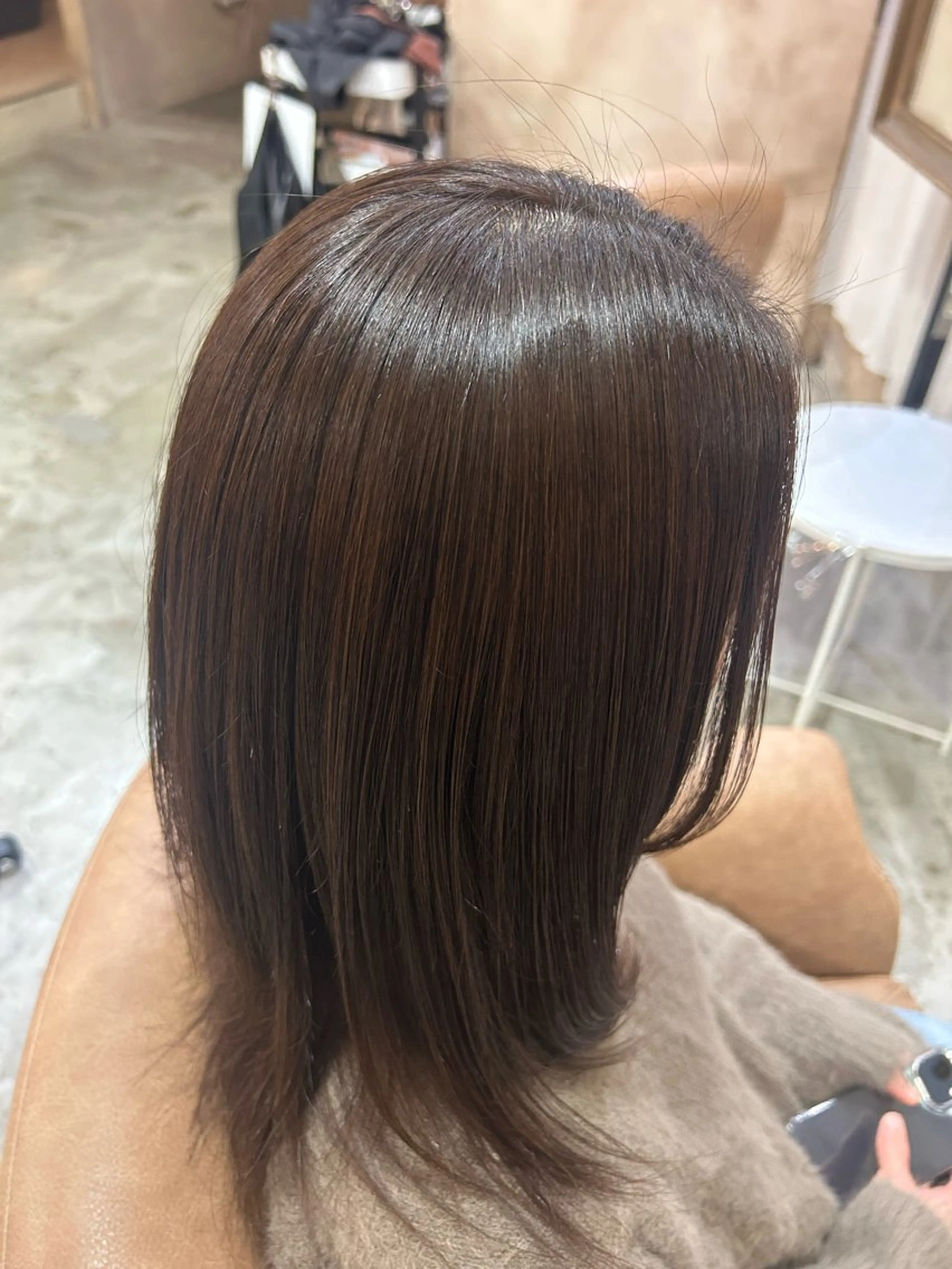 セミロング 濵﨑 理奈のヘアスタイル