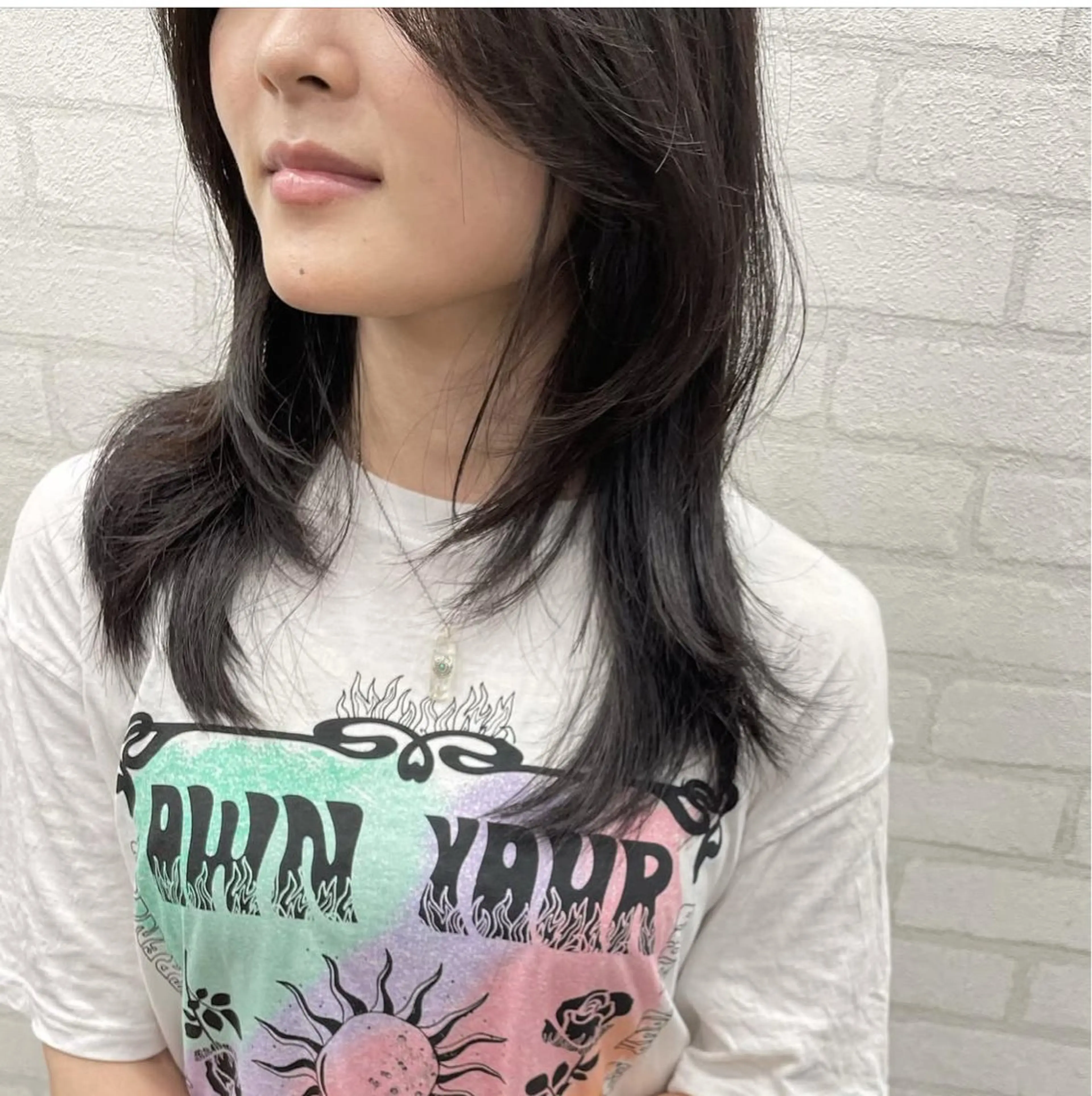 セミロング レイヤーカット KANAMI日暮里 韓国ヘア・メイクのヘアスタイル