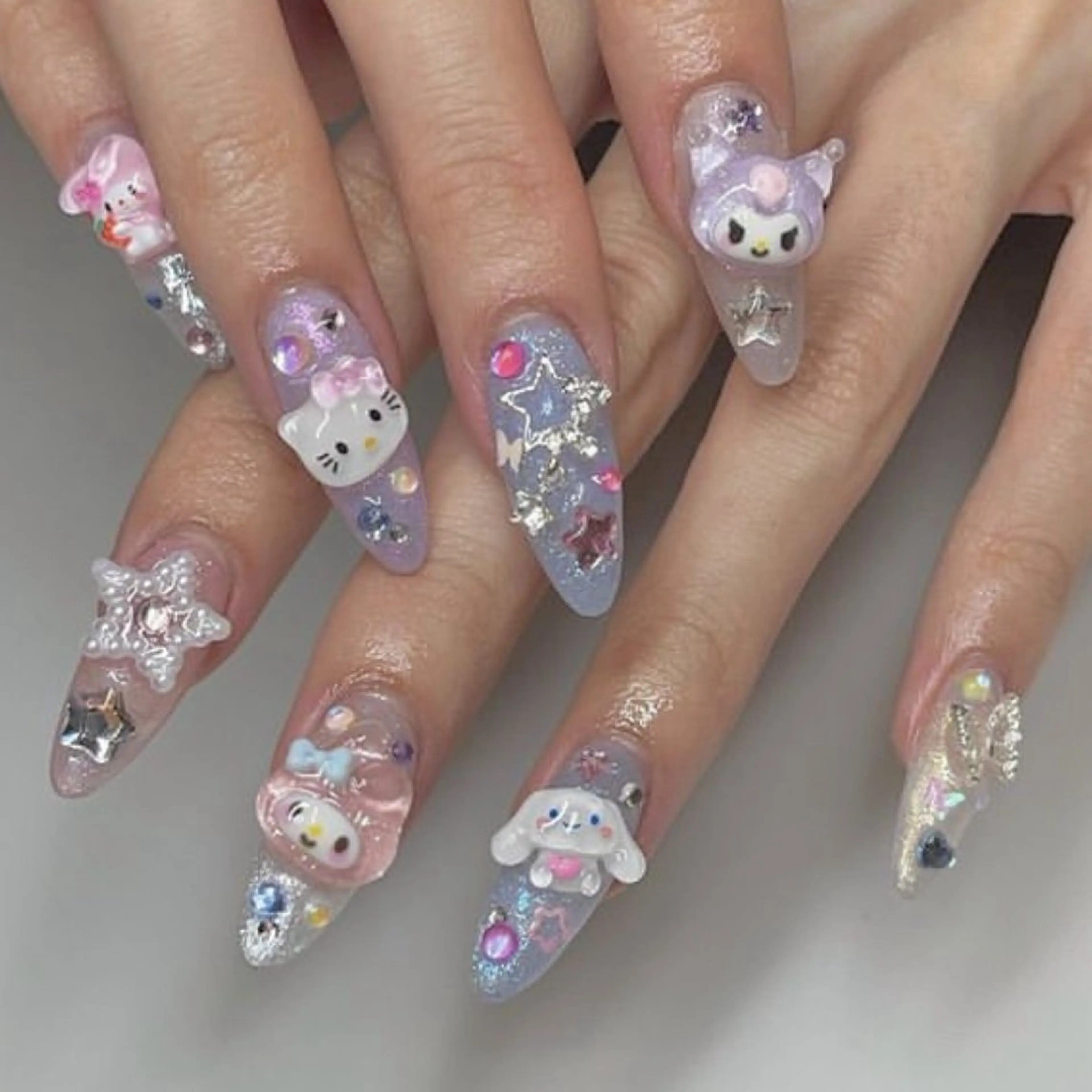 ネイル ハンドネイル Manamǐ 個性派のネイルデザイン