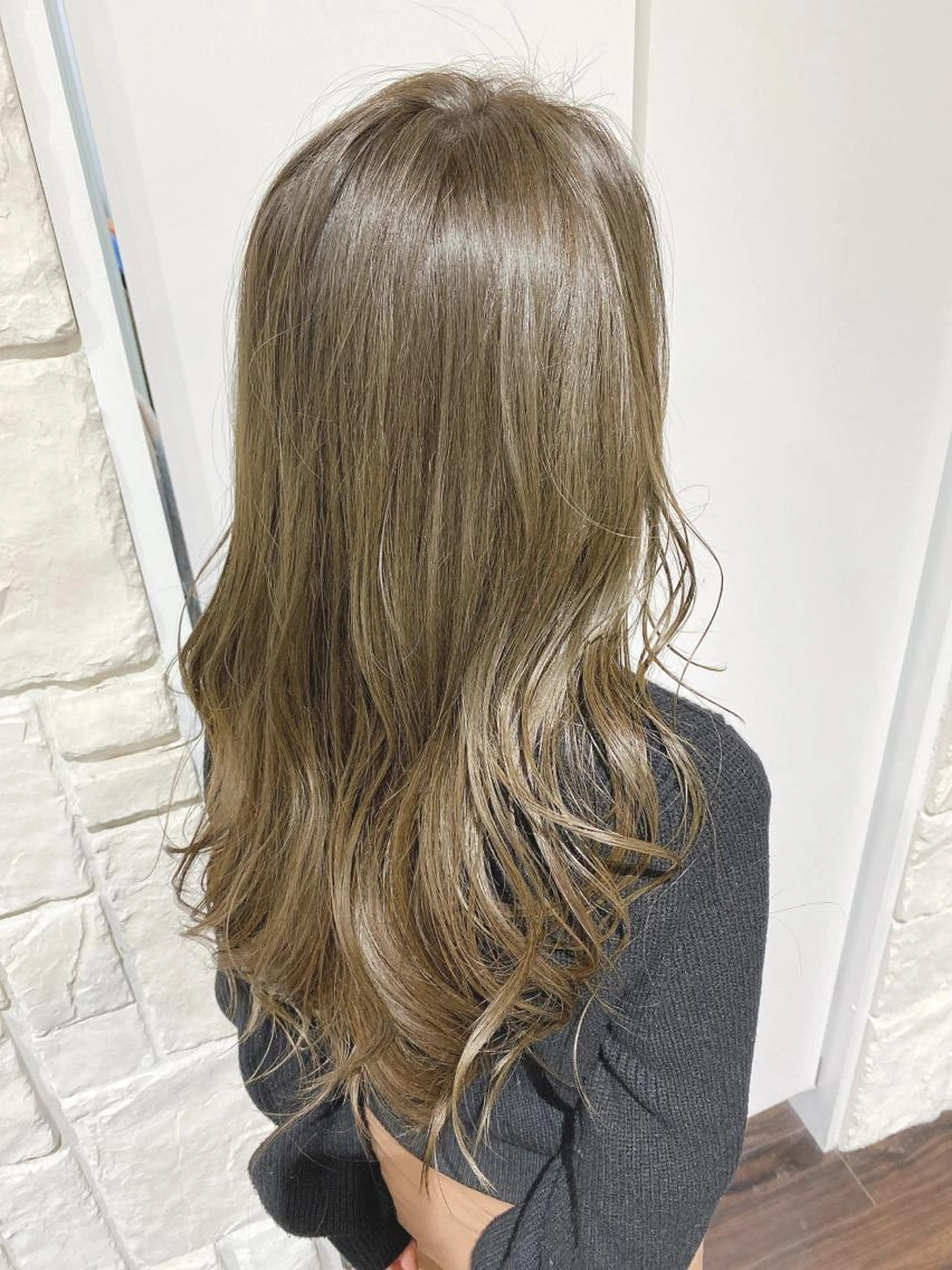 <<イチオシ人気>>ミニモご利用者様特別限定価格✨カット+カラーコース(パーソナルAujuaケア付き)の写真