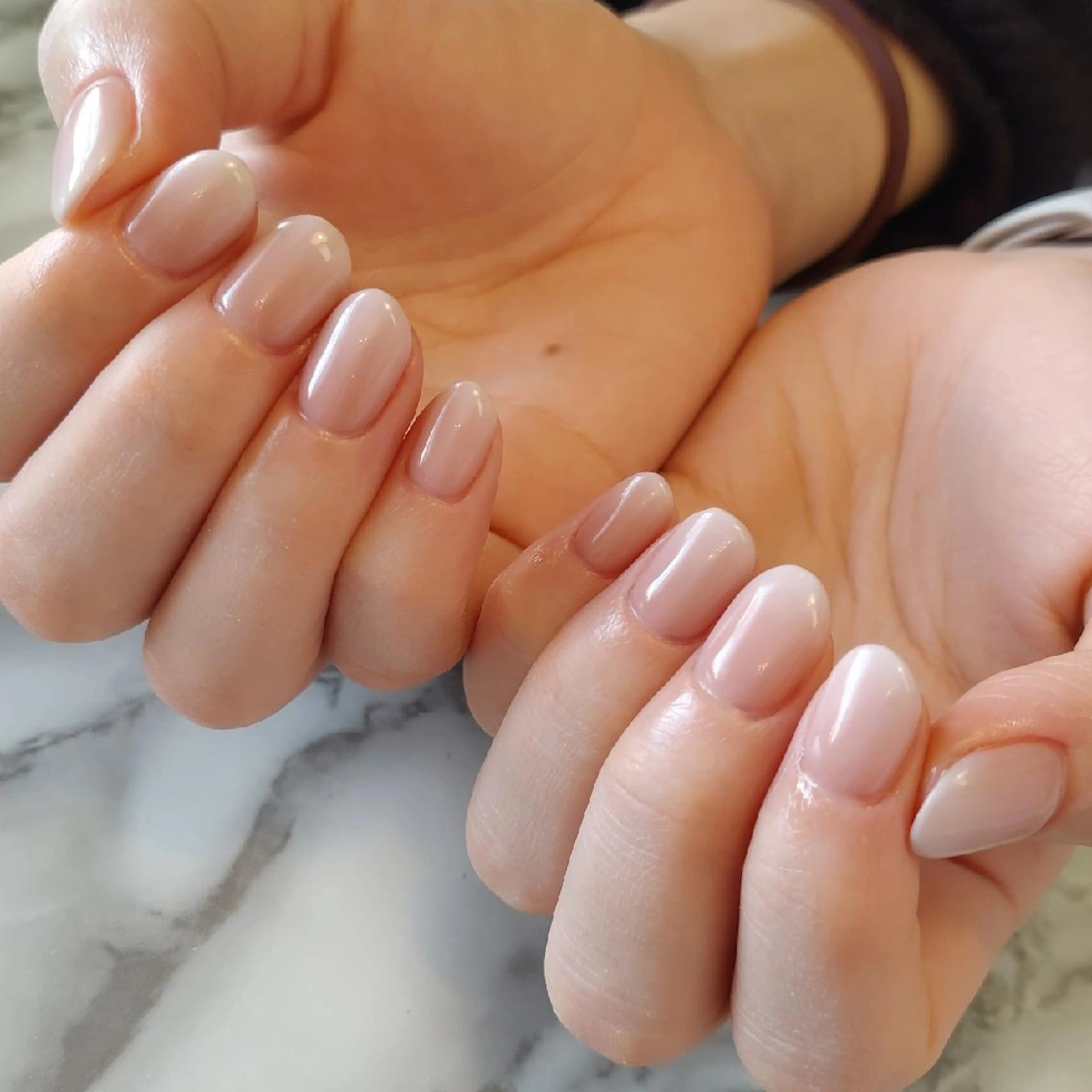 ネイル ジェヌインネイル 河内のネイルデザイン