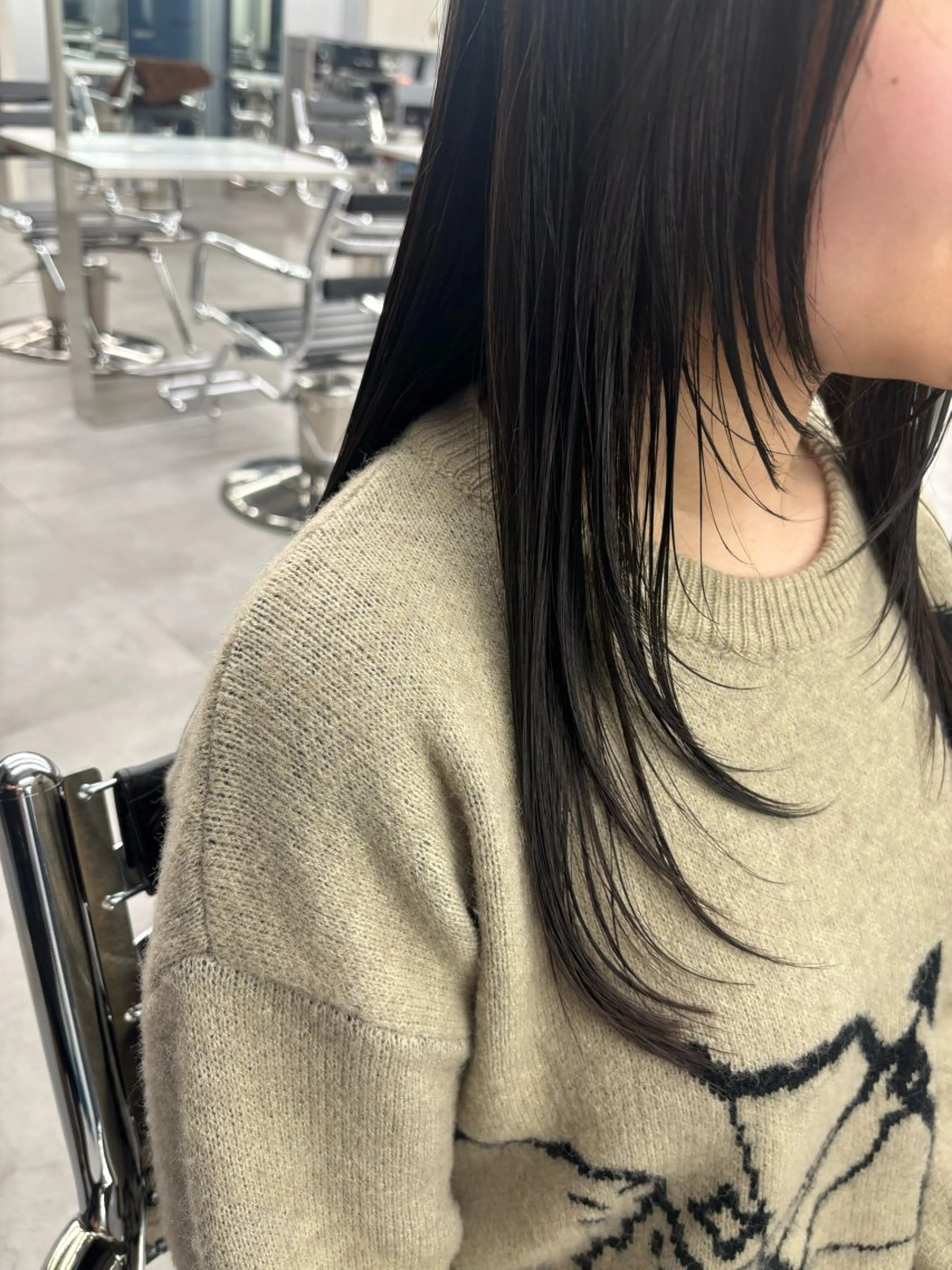 ロング 佐藤 莉子のヘアスタイル