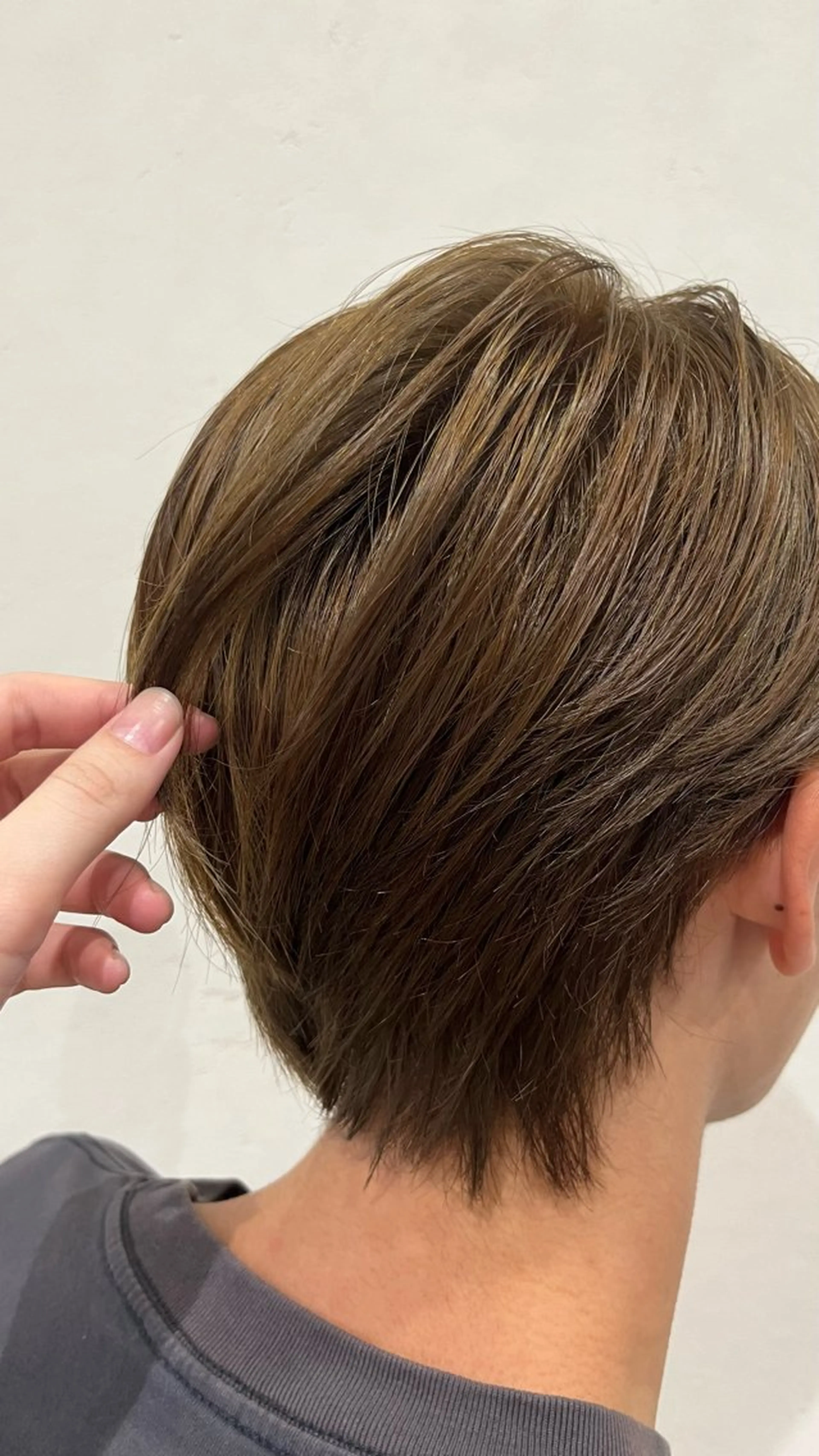 カラー ブリーチ 透明感カラー ダブルカラー ブリーチなしカラー 𝐲𝐮𝐮 /艶髪 /透明感カラー🌱のヘアスタイル