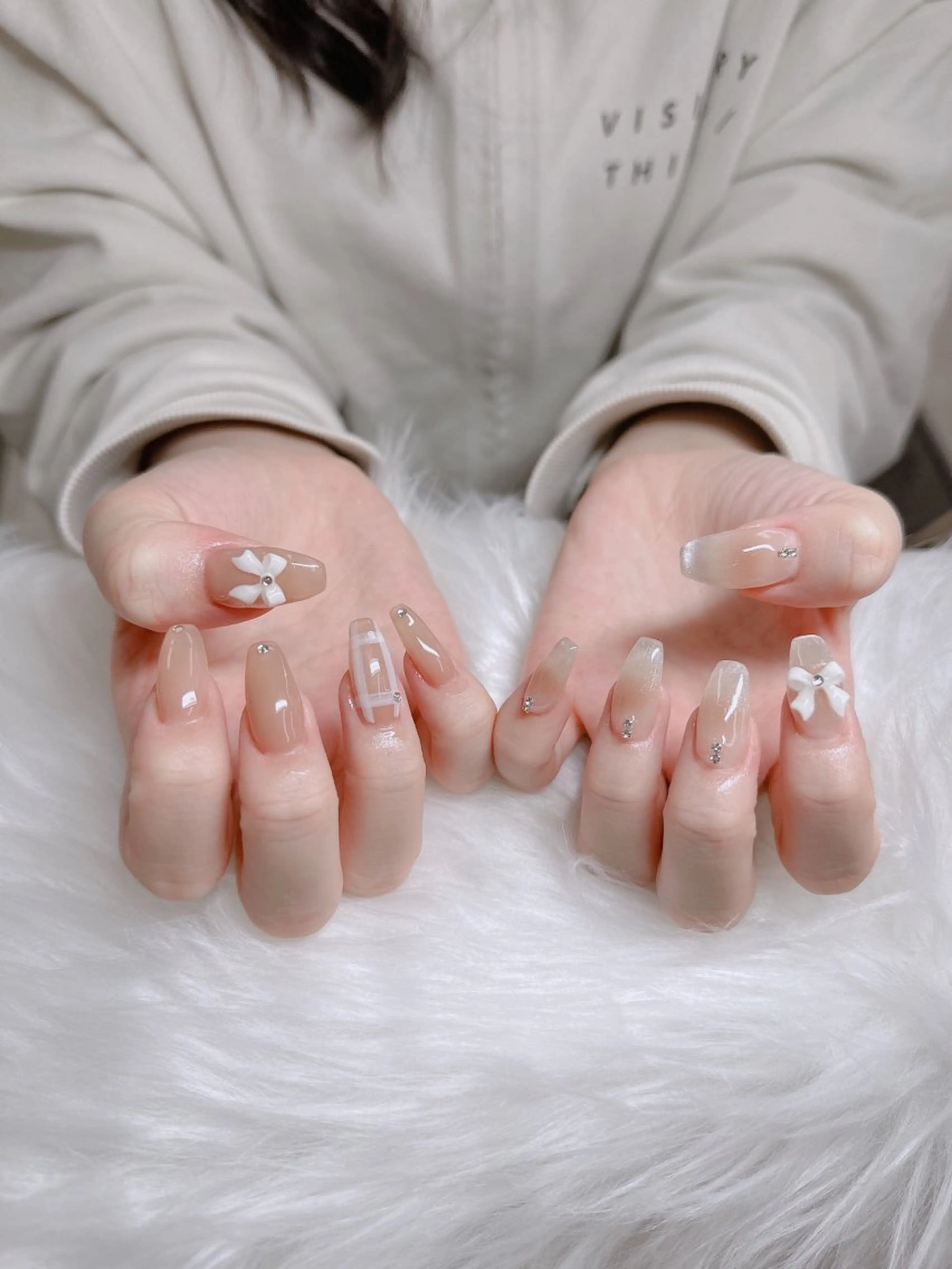 ネイル フレンチネイル ジェルネイル 韓国ネイル マグネットネイル ネイルチップ Anh 高田馬場のネイルデザイン