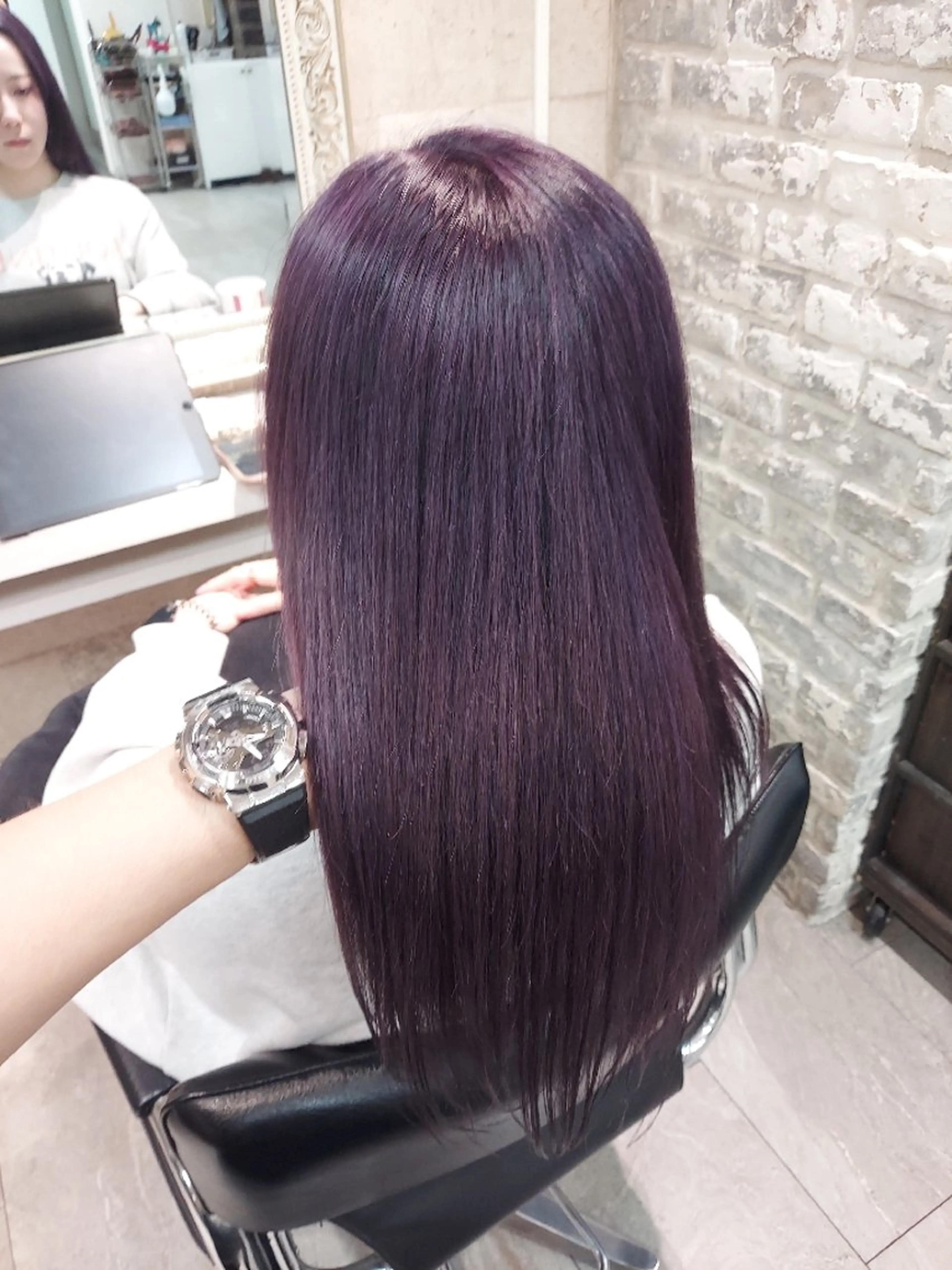 ロング カラー ディープパープル パープルカラー ヘアカラー トリートメント ブリーチ・ハイトーン 特化🎉内山のヘアスタイル