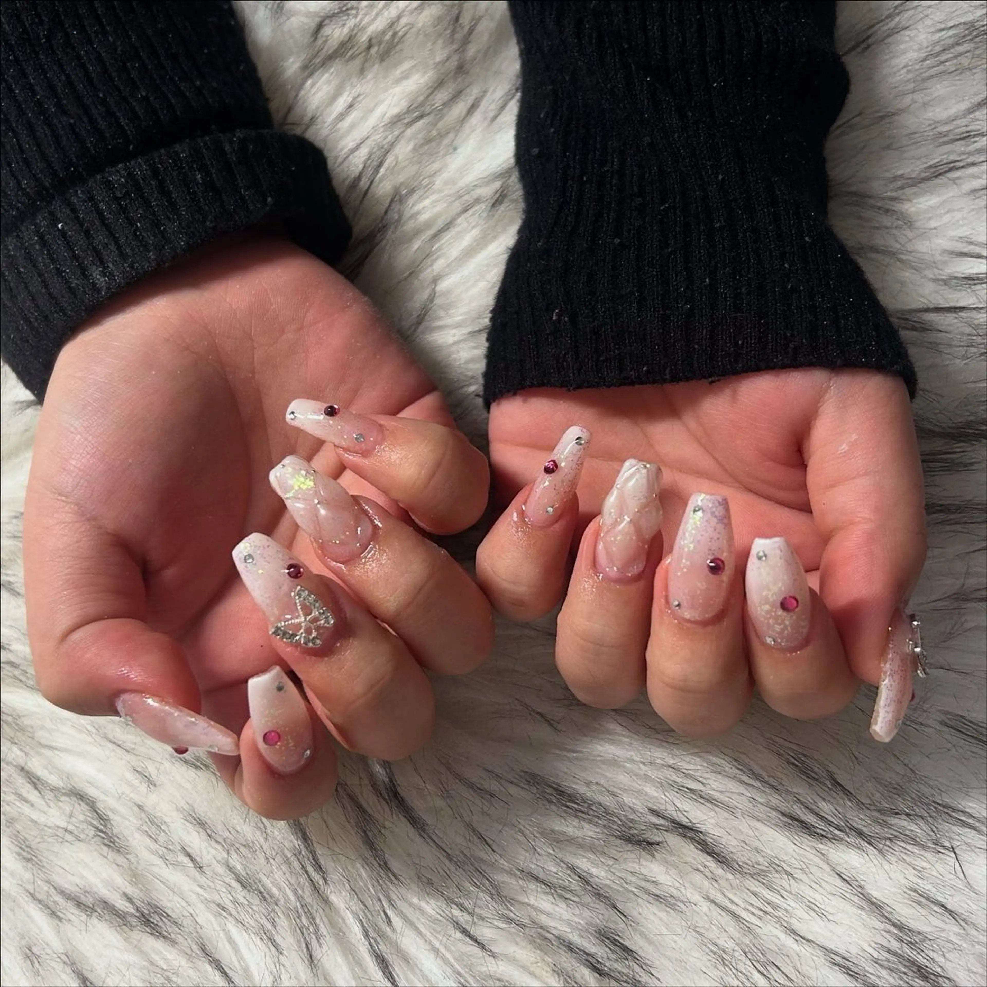 ロング ハンドネイル mao .のネイルデザイン