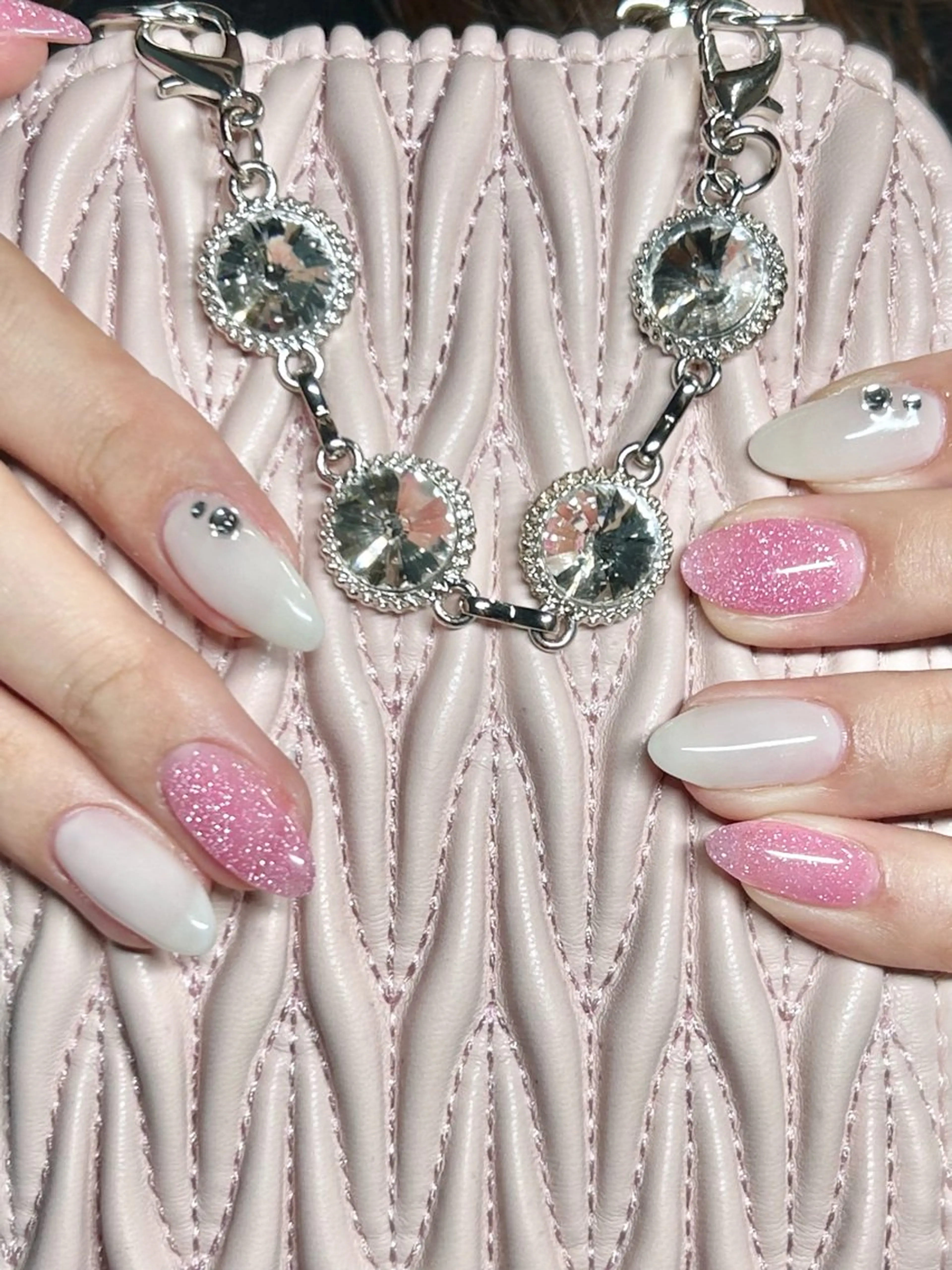 ネイル ハンドネイル IROHA NAIL 愛音のネイルデザイン