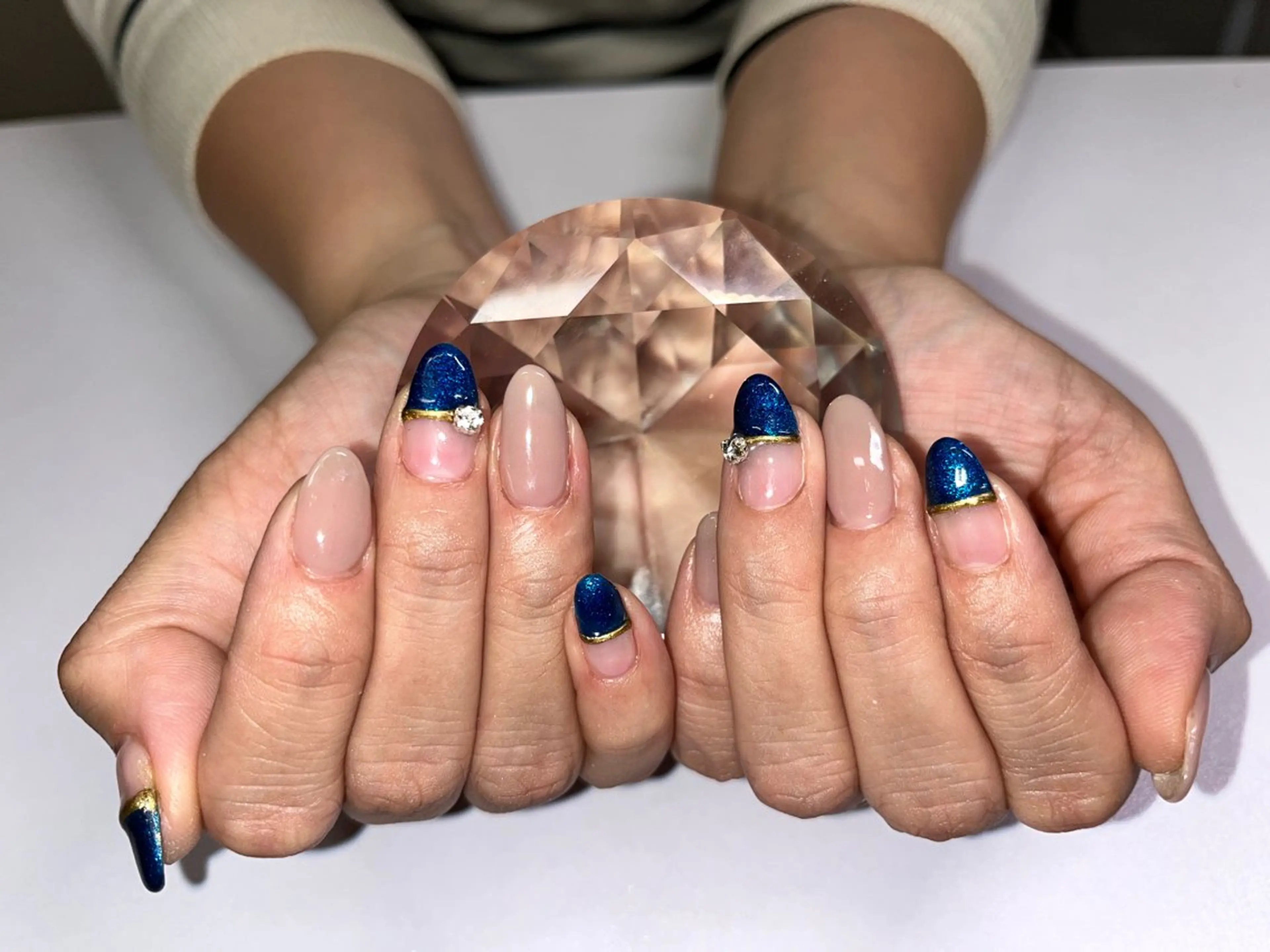 ネイル マグネットネイル ニュアンスネイル ワンカラーネイル シンプルネイル 夏ネイル プライベートサロン N's Nailのネイルデザイン