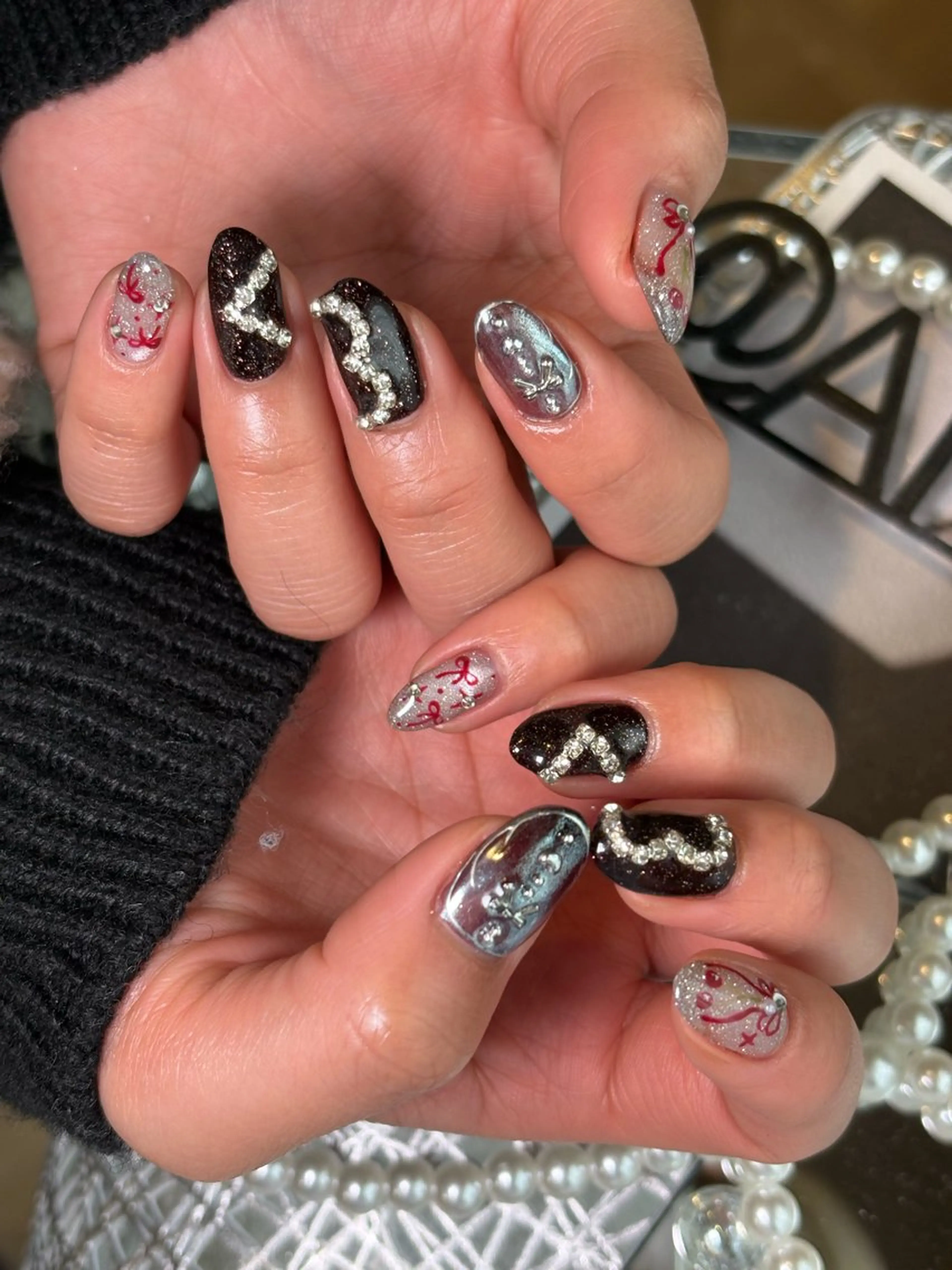 ネイル アートネイル ハンドネイル .8 HAREのネイルデザイン