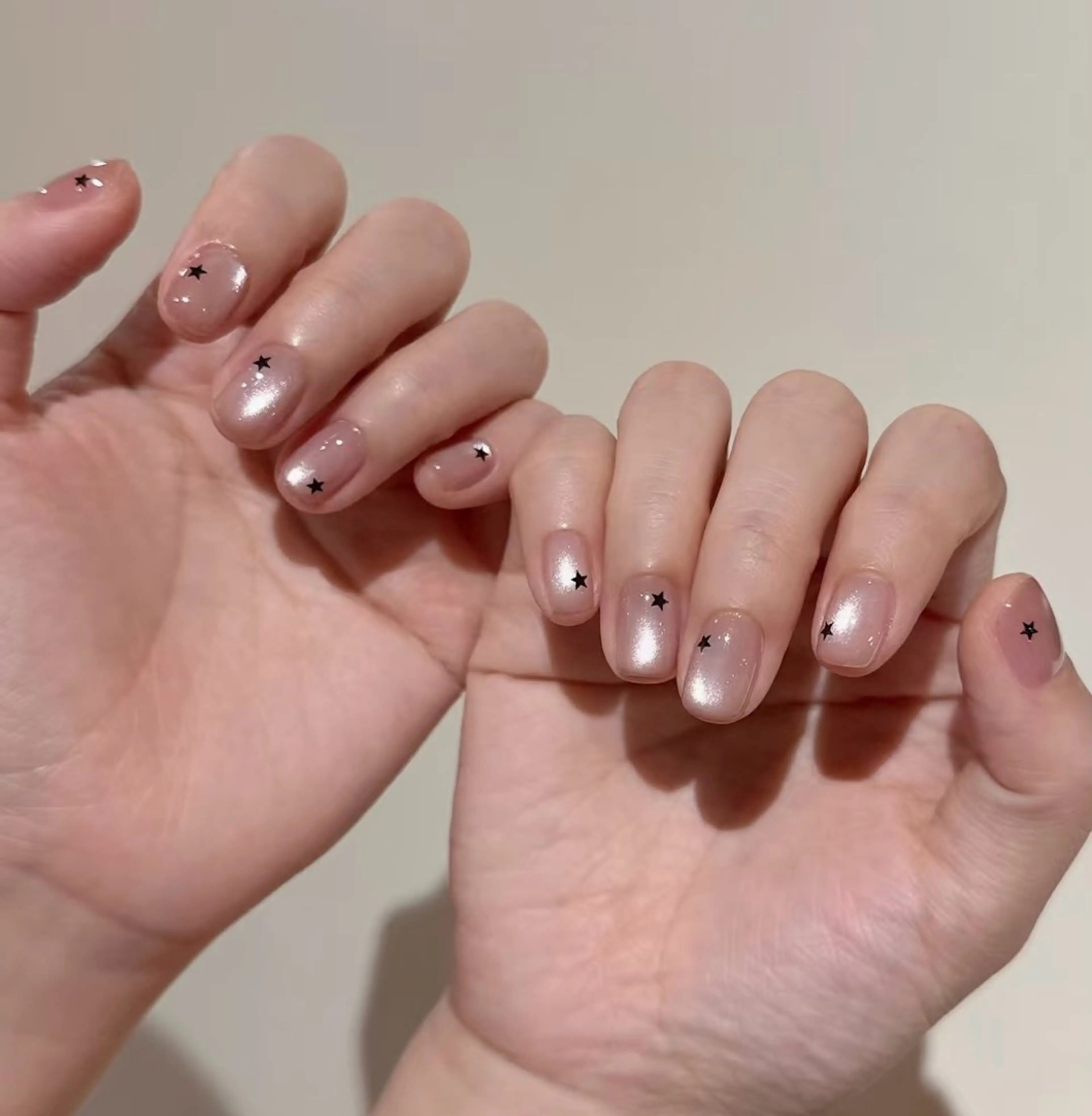 ネイル 高木 維麗絲のネイルデザイン