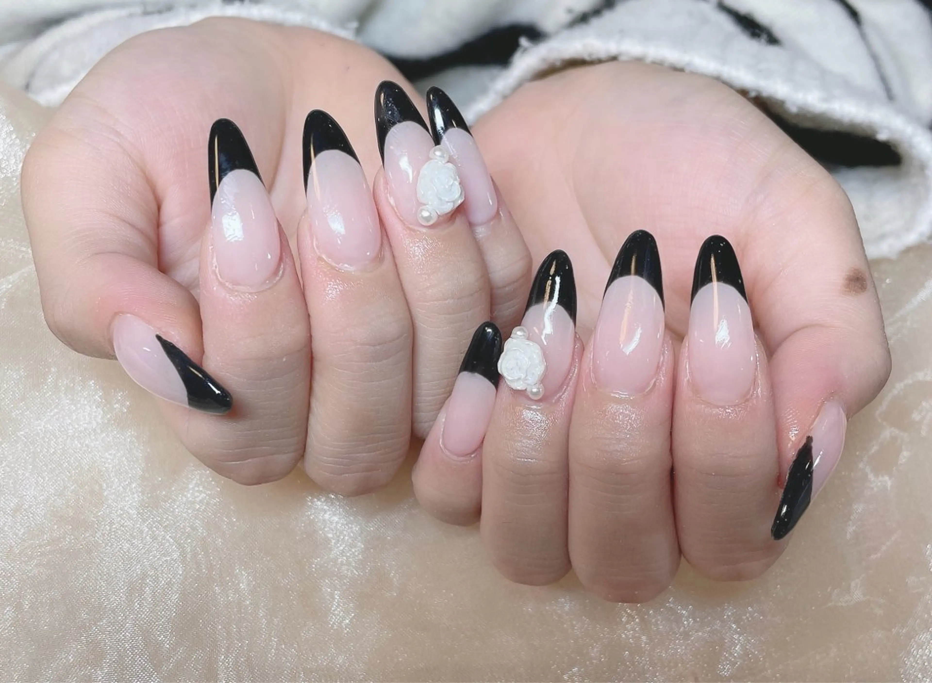 チップスカルプフレンチ/ミナ－/オーロラ¥6990トレーニングメニュー、10日以内直し無料）の写真