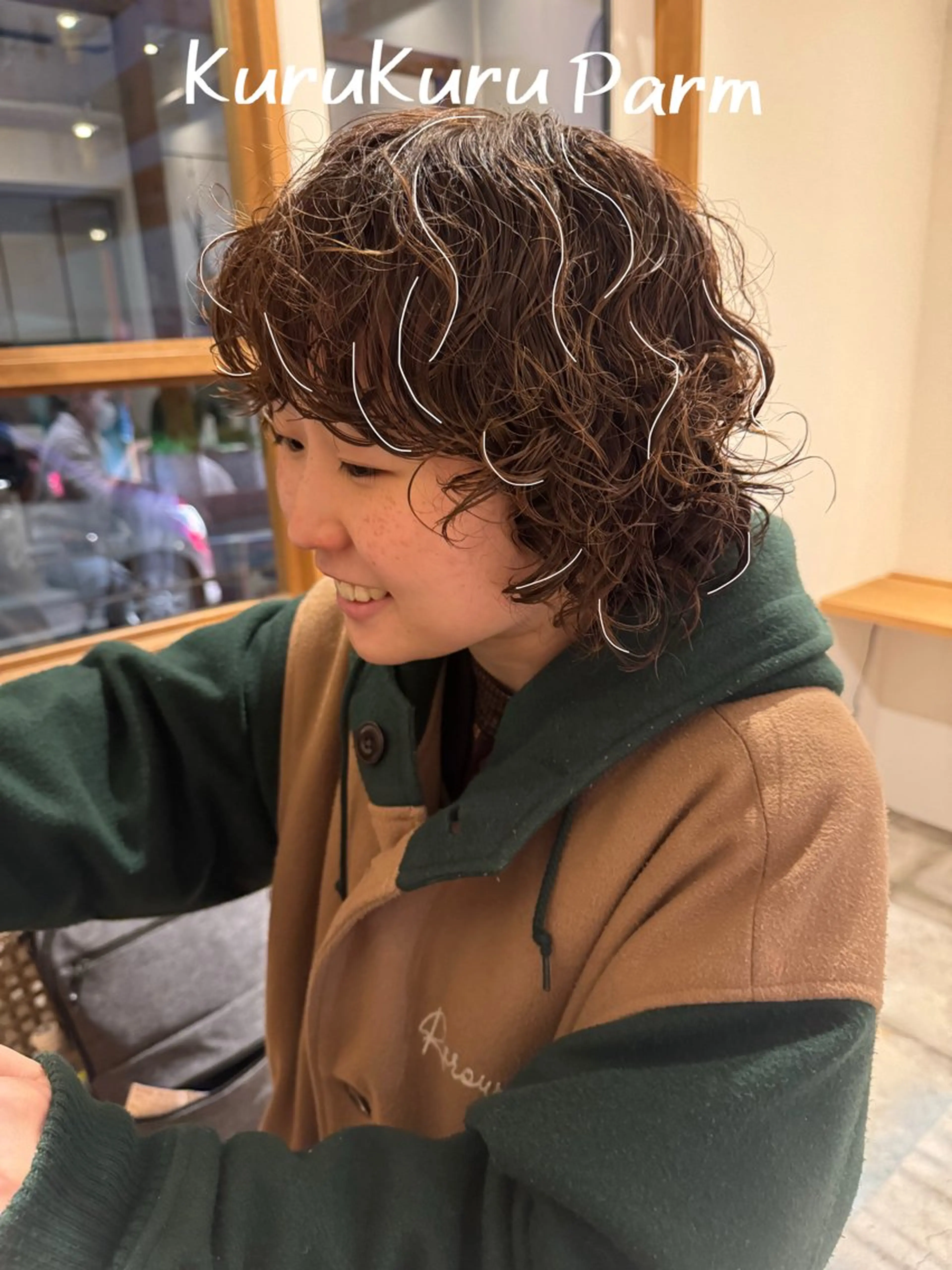 ショート パーマ パーマ トリートメント ENIF 大島 芽生のヘアスタイル