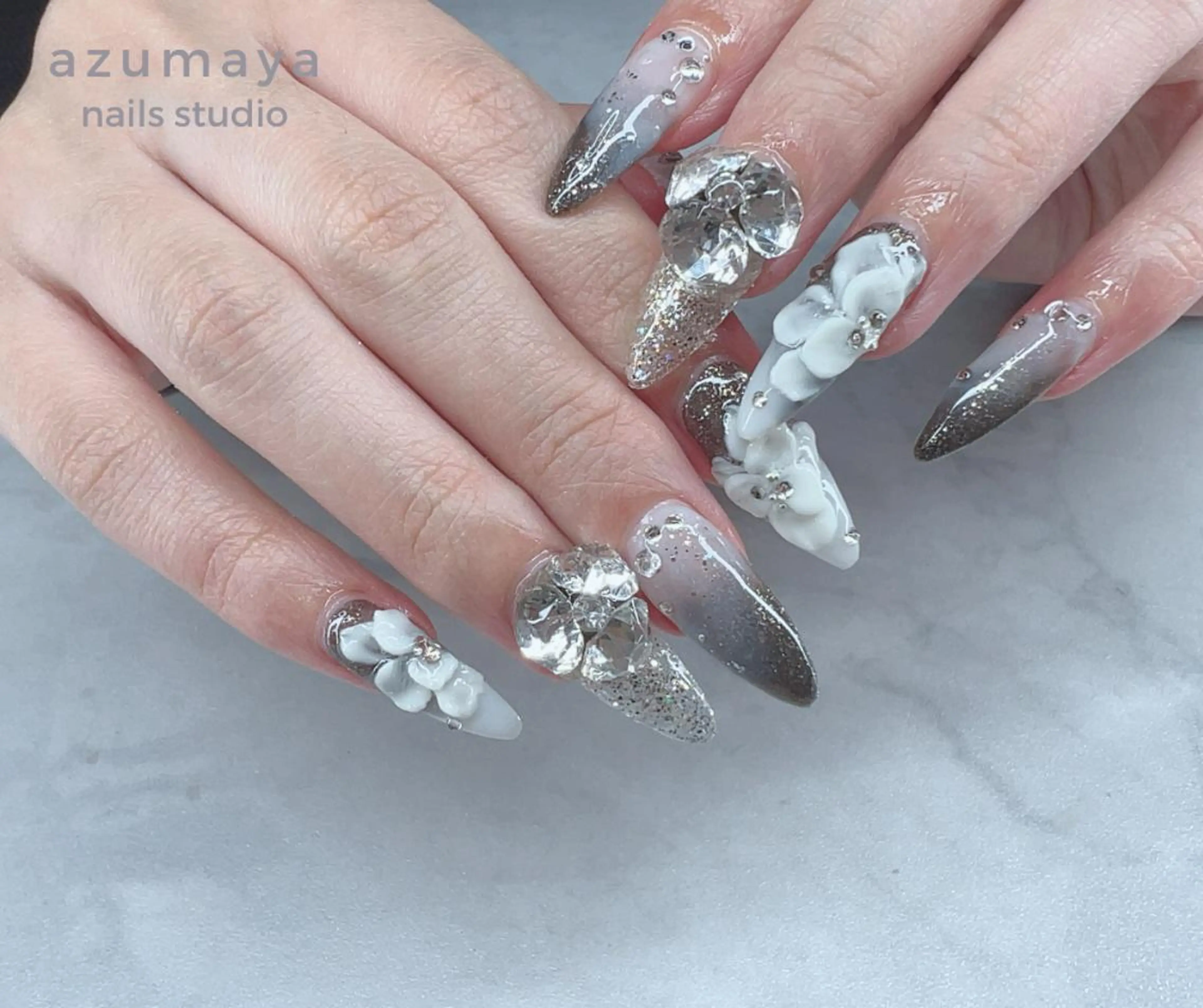 ネイル azumaya ネイリストarisaのネイルデザイン
