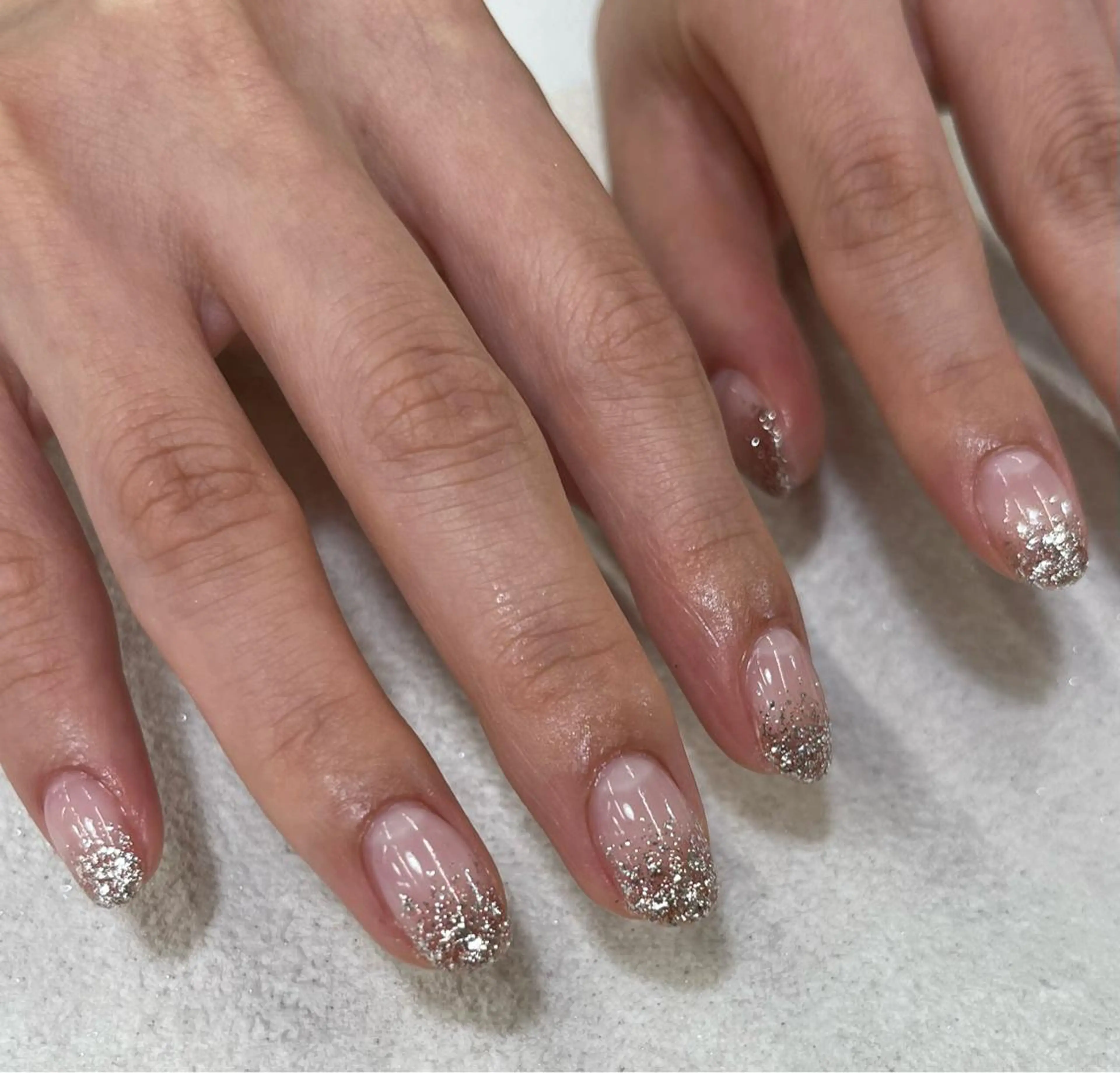 ネイル グラデーション repos yoshitomeのネイルデザイン