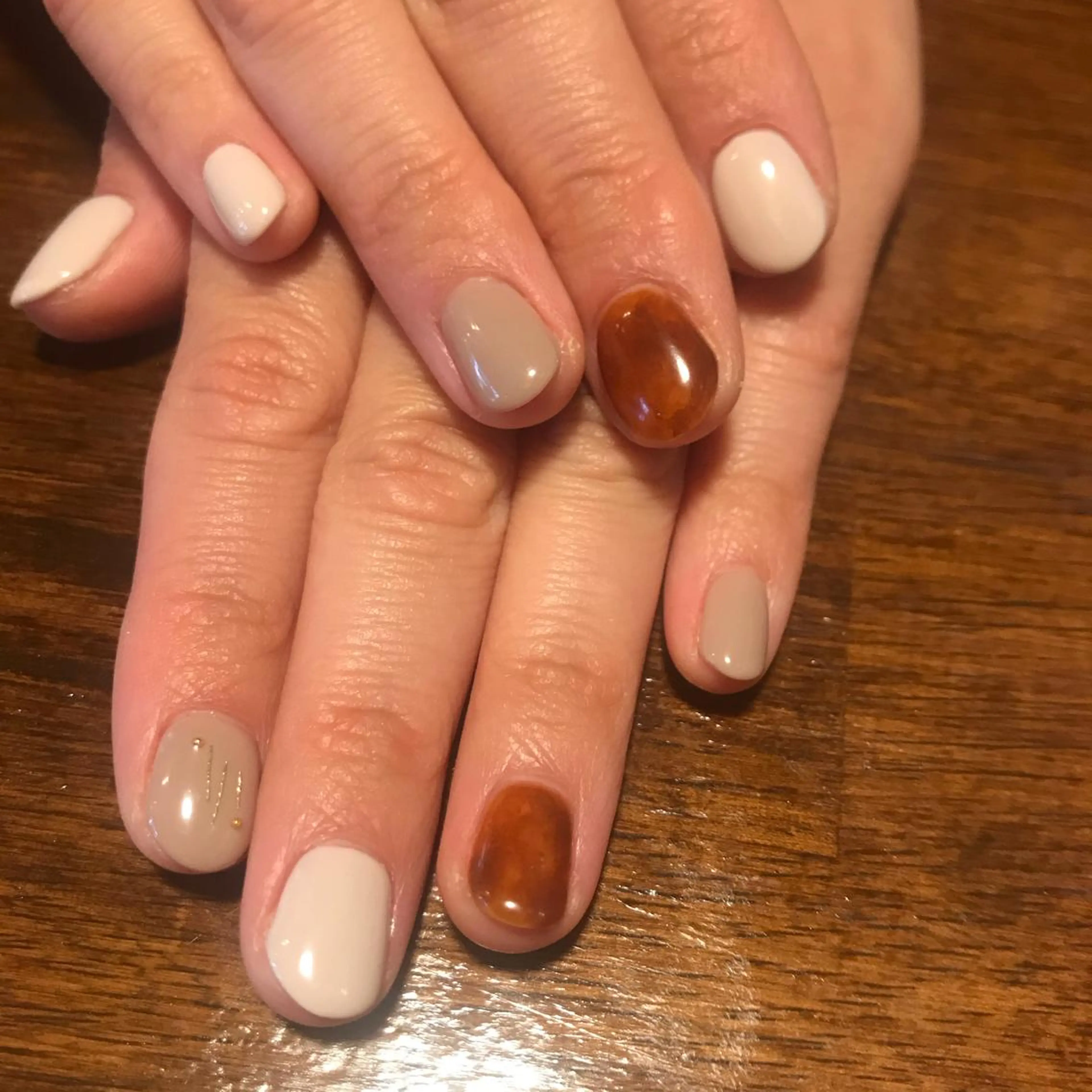 ネイル ECLAT エクラ所属・寺山 千鶴のネイルデザイン