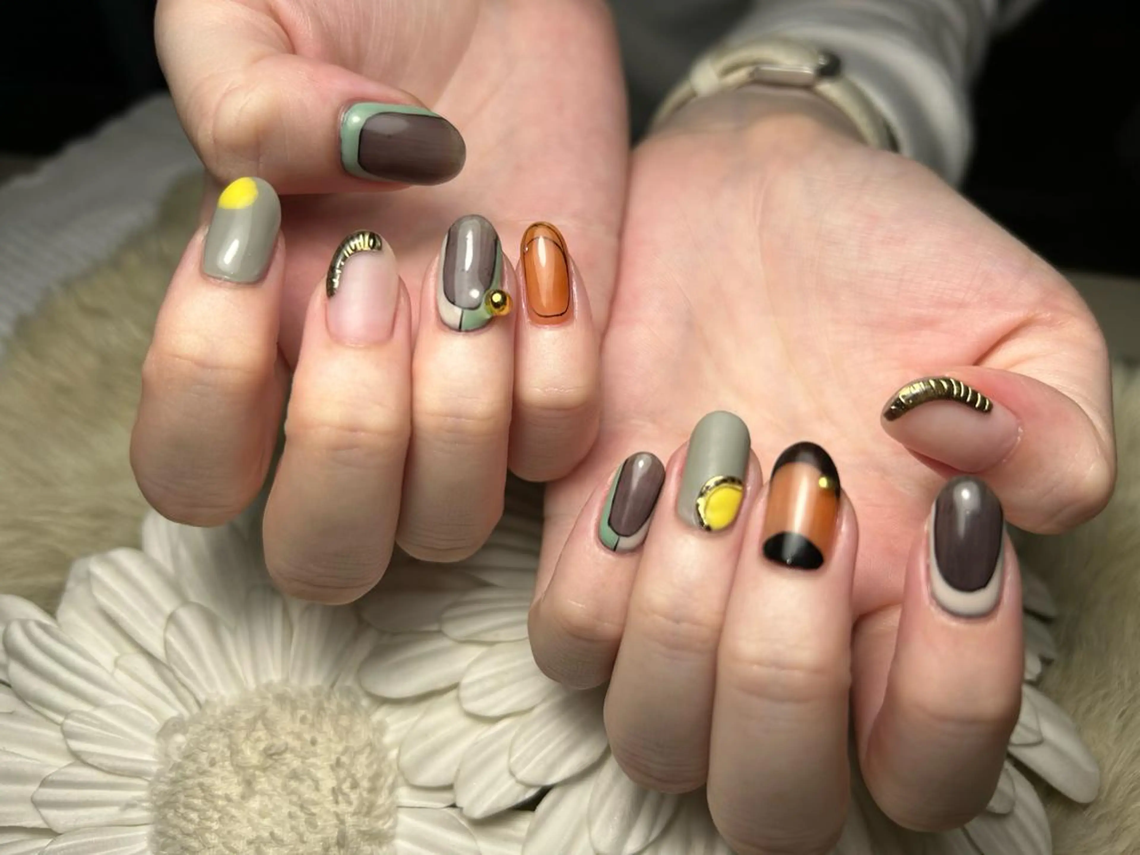 ネイル ハンドネイル Yakko pas á pasのネイルデザイン