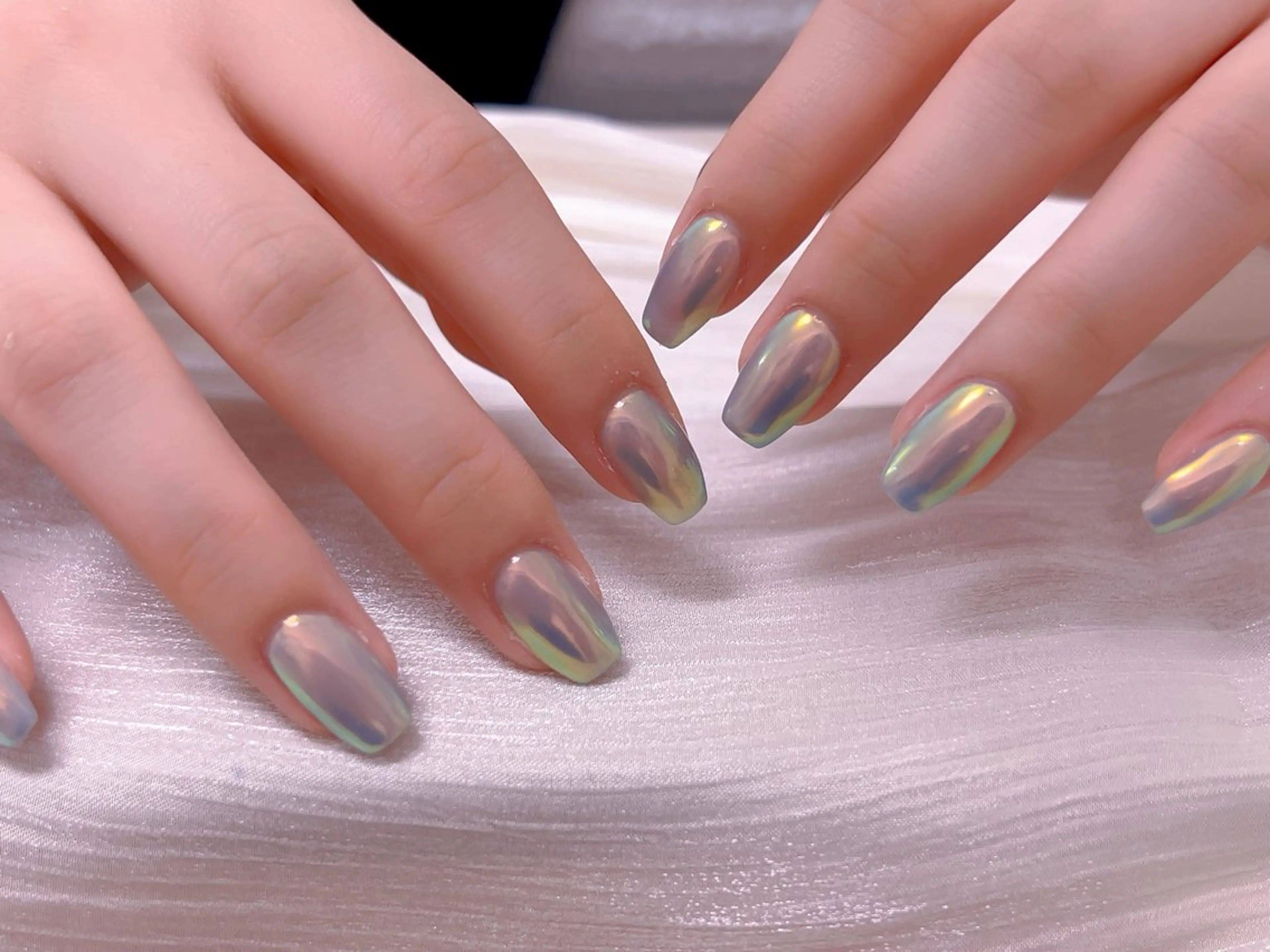 ネイル フレンチネイル ジェルネイル グラデーション 韓国ネイル マグネットネイル ハンドネイル 【長さ出し】 IRIS NAILのネイルデザイン