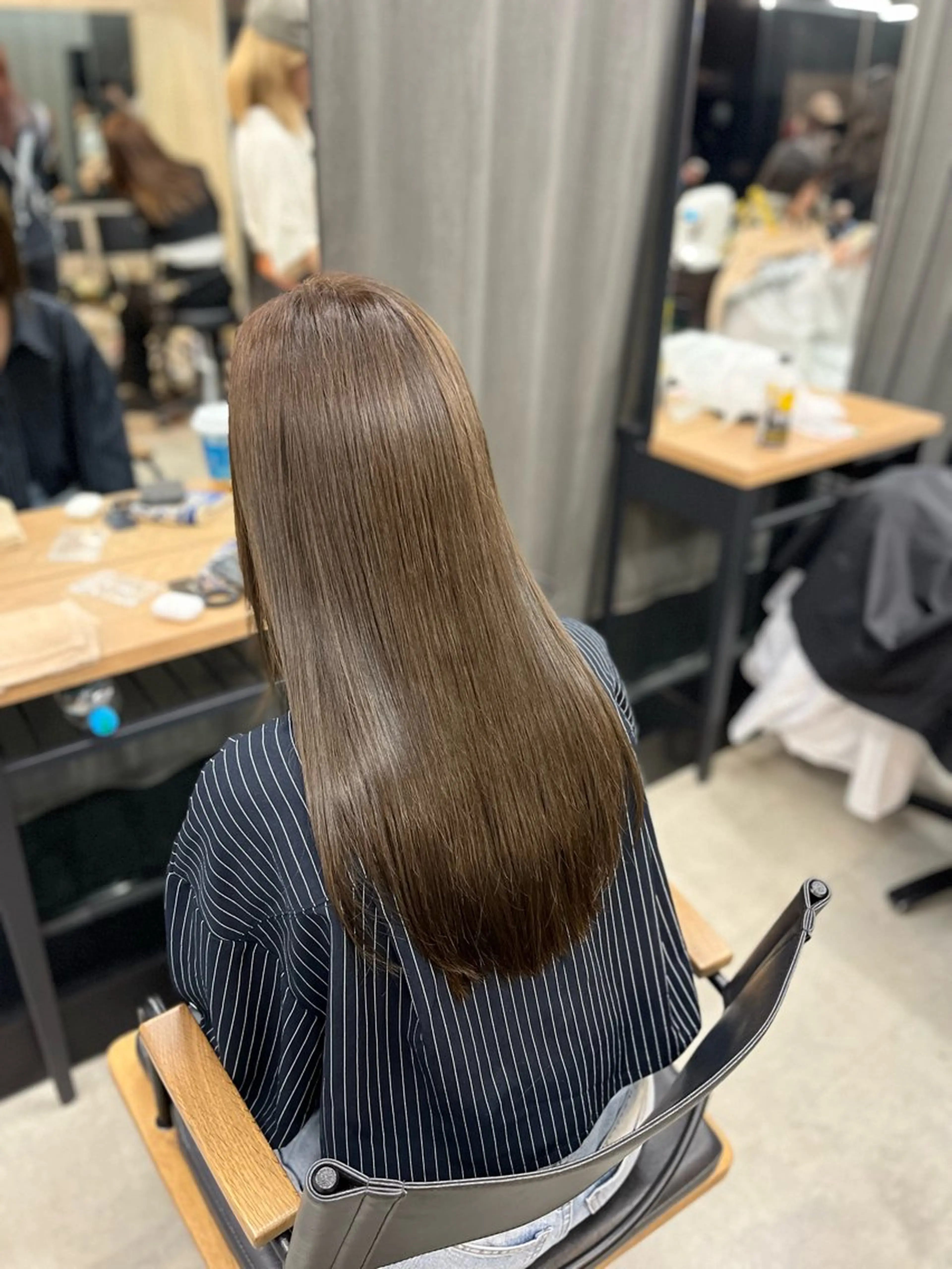 ロング カラー ヘアカラー miku🧸 ／韓国艶髪のヘアスタイル