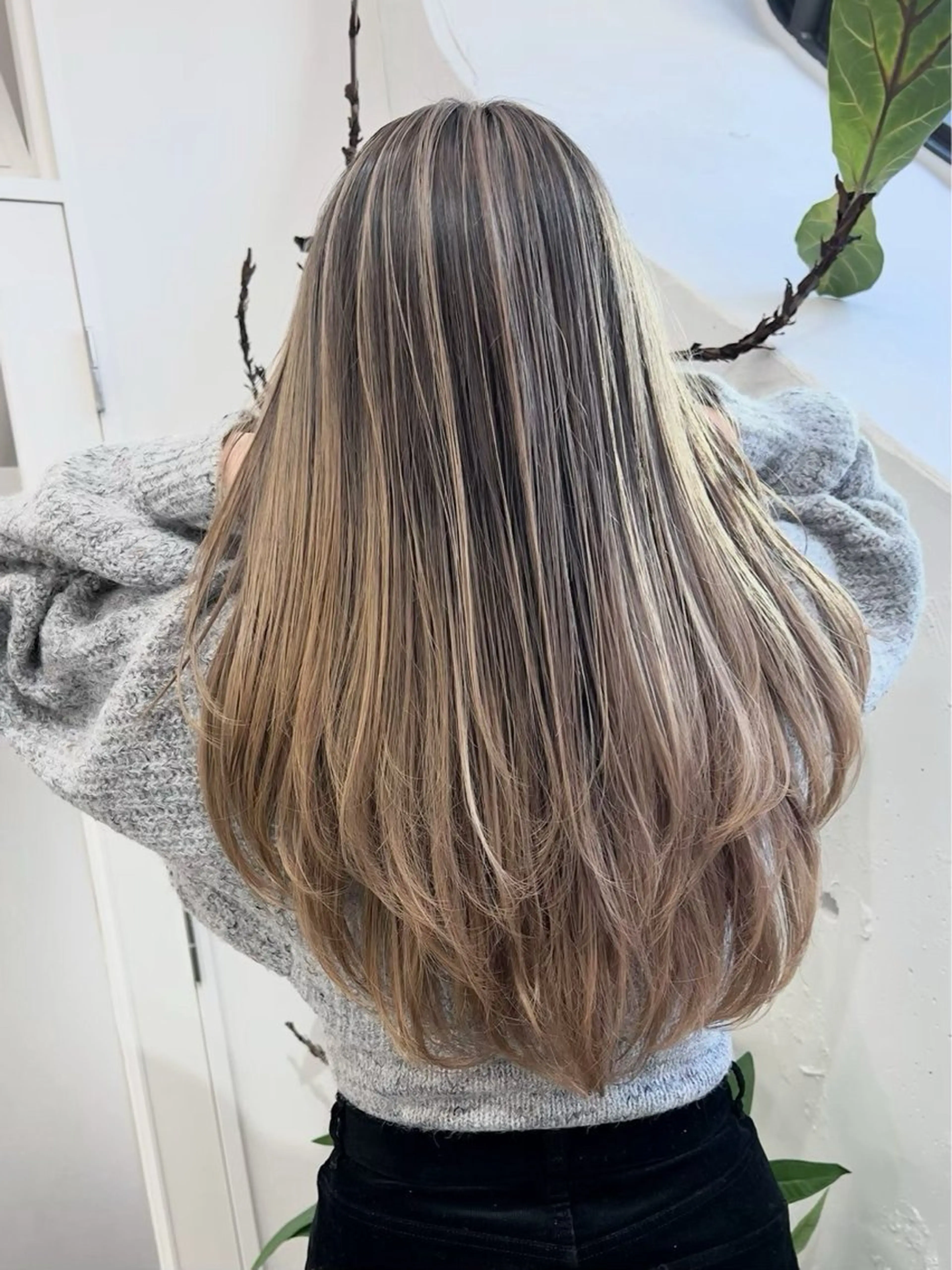 カラー 透明感カラー/レイヤ ーhinata.のヘアスタイル