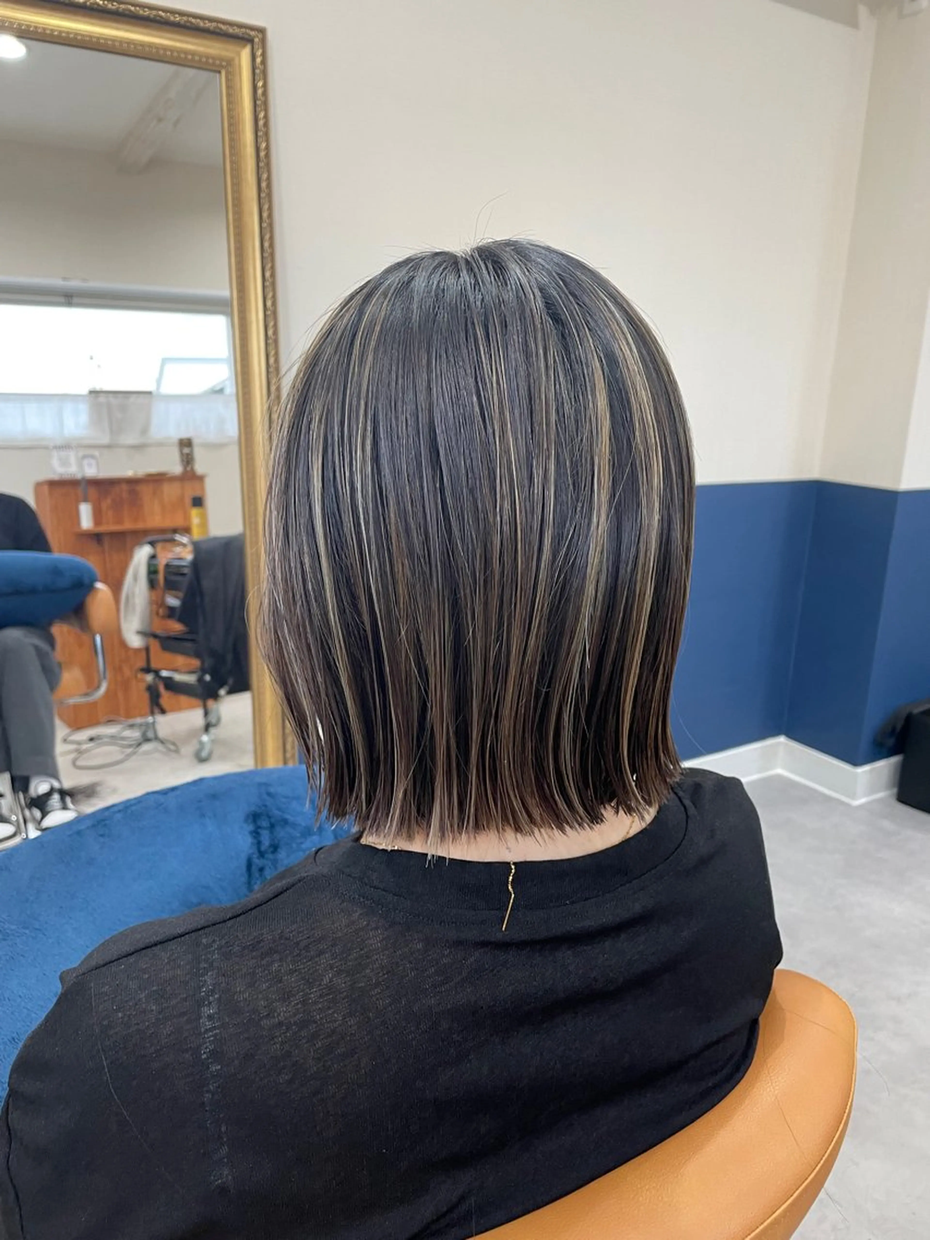 ショート カラー カット ヘアカラー 髪の家 tikiのヘアスタイル