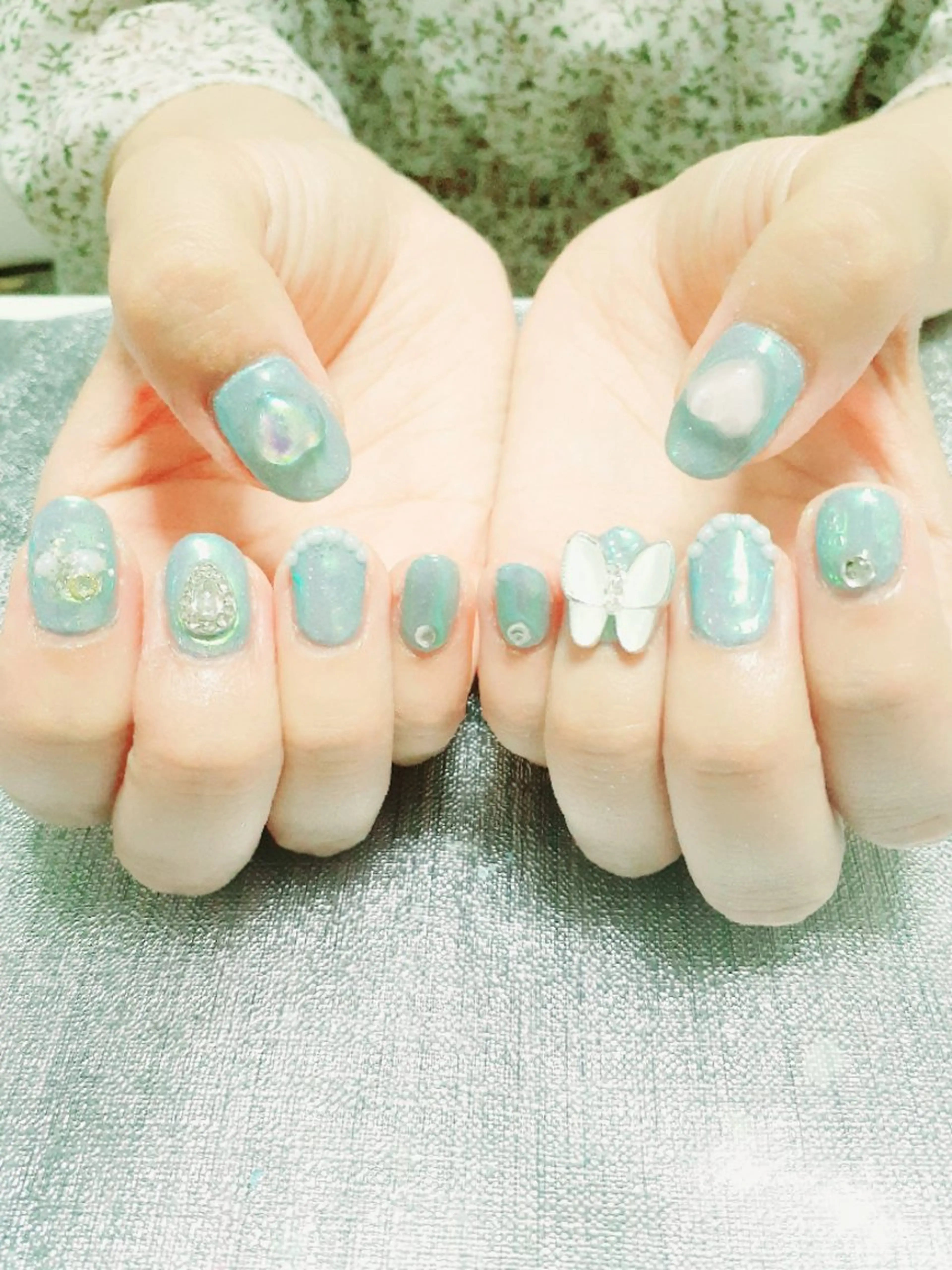 ネイル ハンドネイル 鈴木 憂維のネイルデザイン