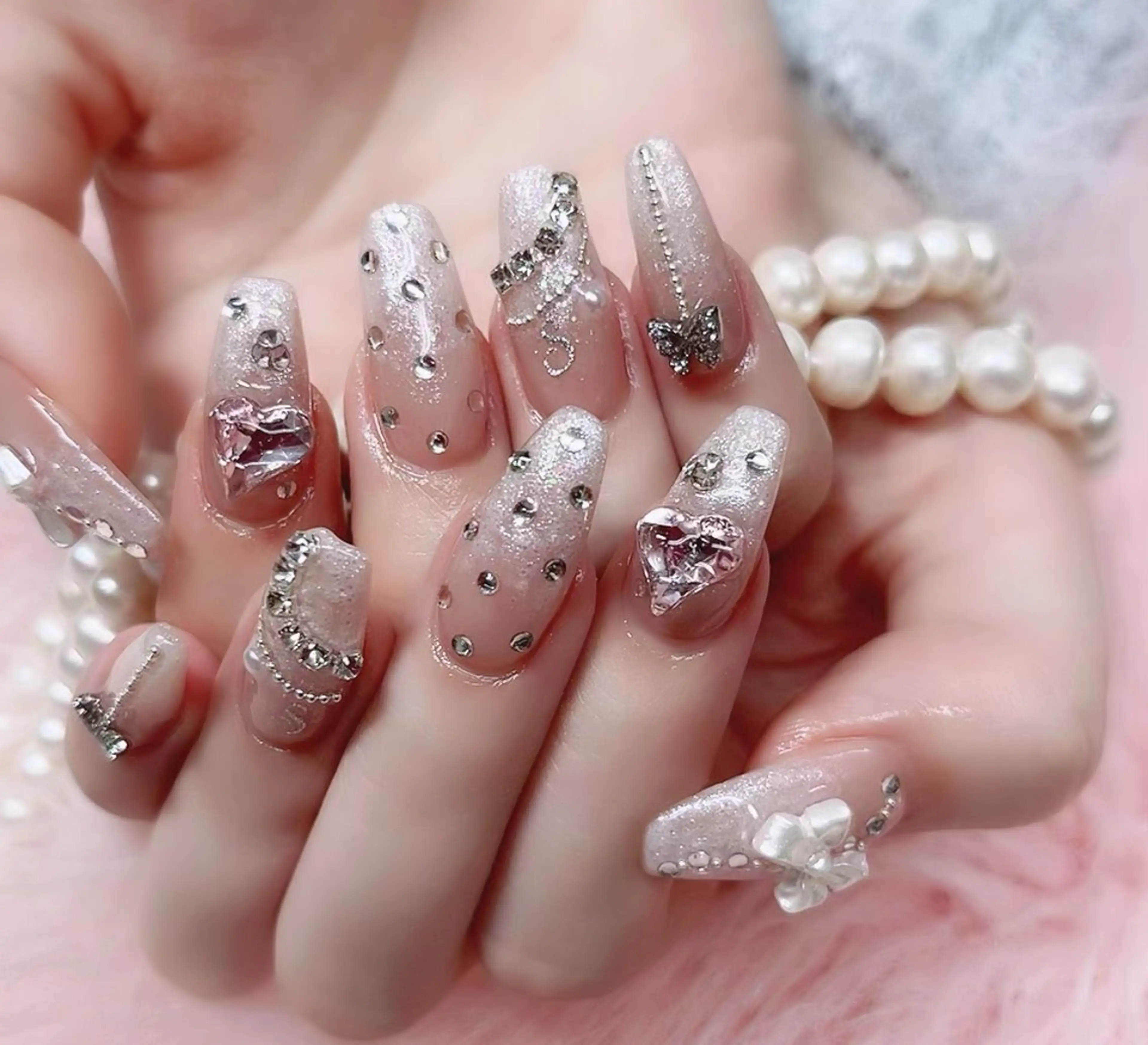 ネイル フットネイル フレンチネイル ジェルネイル ゴージャス ハート ハンドネイル MoonNail ユリ🌸のネイルデザイン