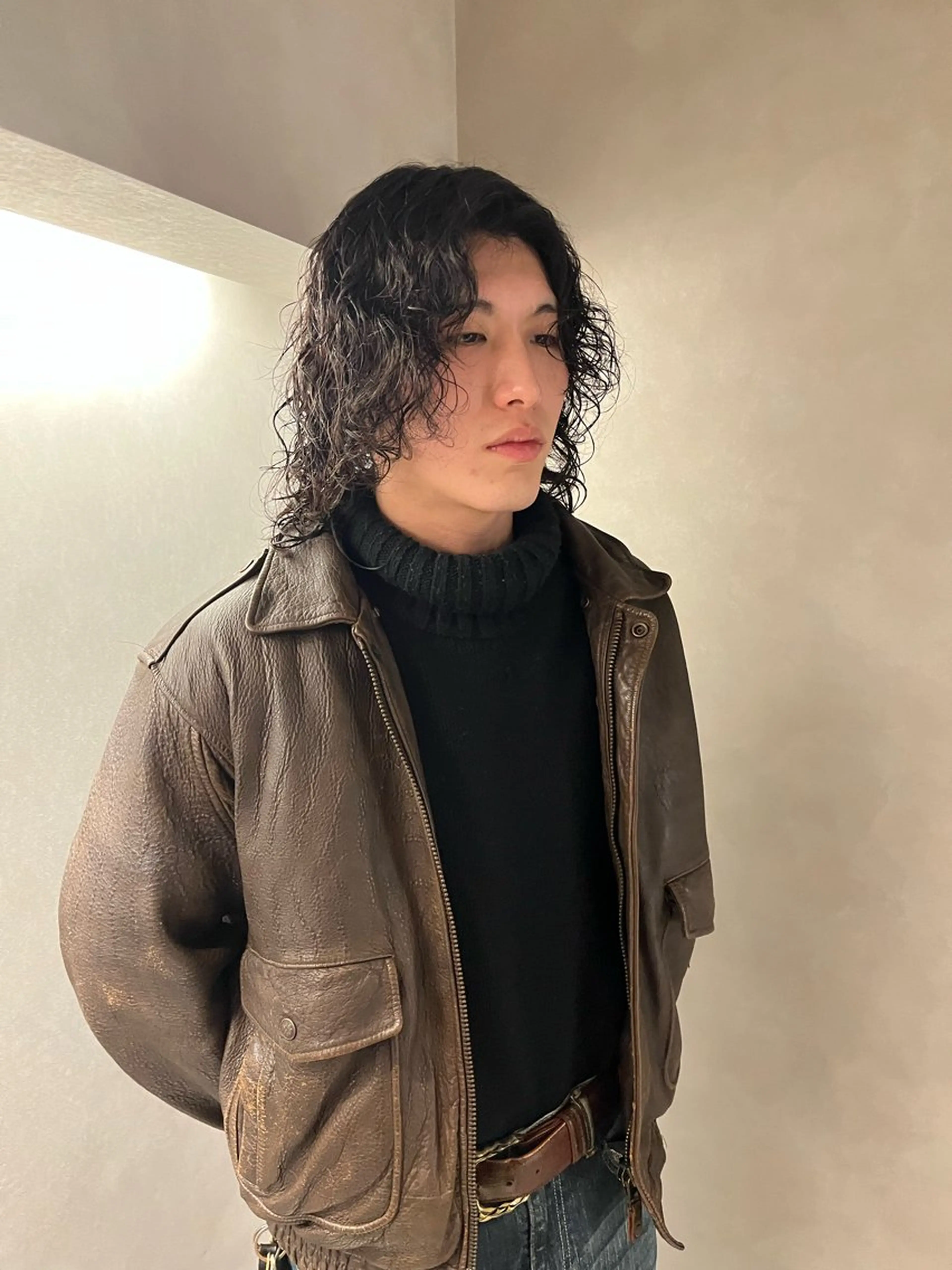 ミディアム パーマ 若命燿史／レイヤー 縮毛矯正/髪質改善のヘアスタイル