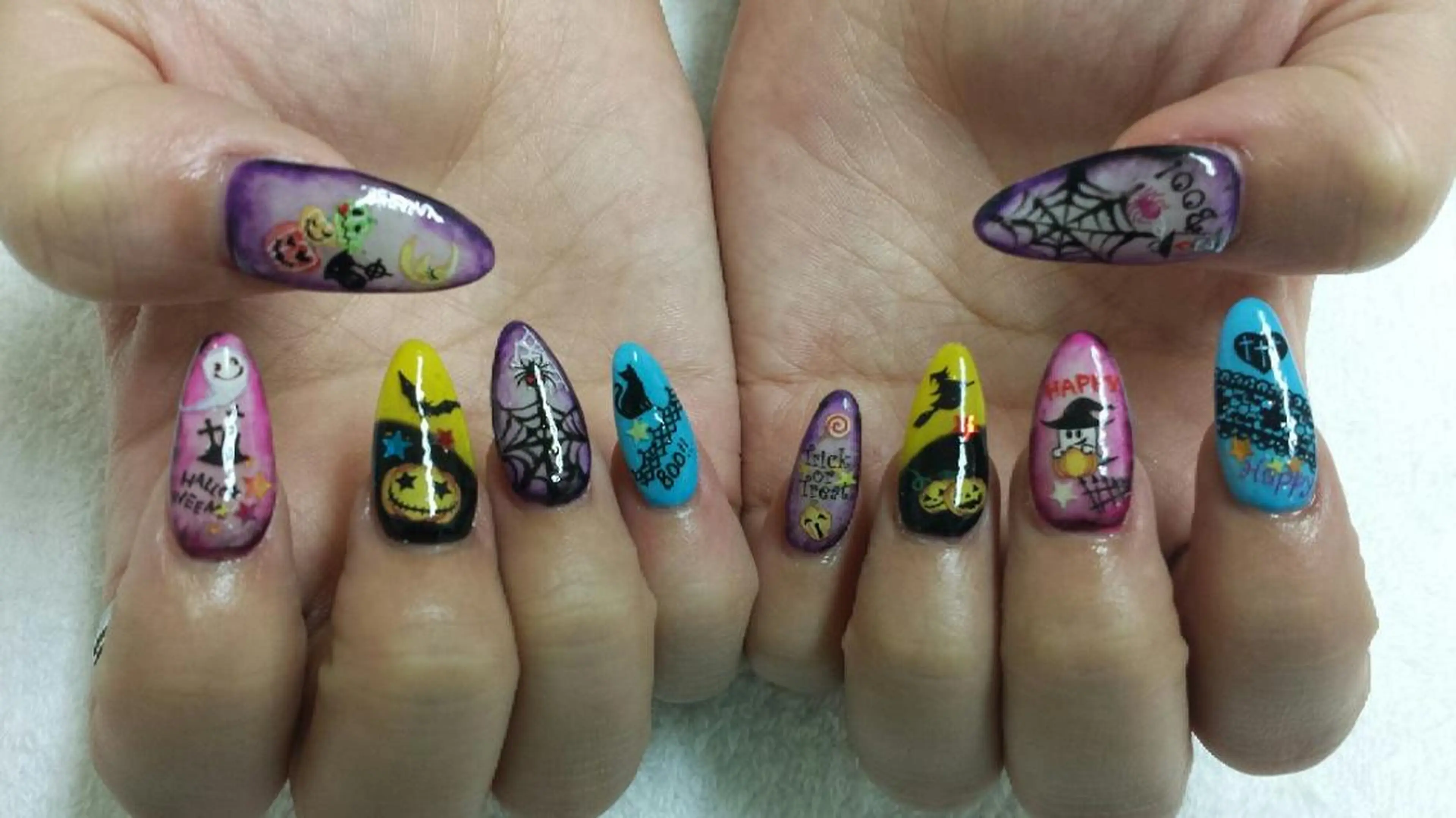 ネイル 河野ちえ (雑誌掲載サロン)のネイルデザイン