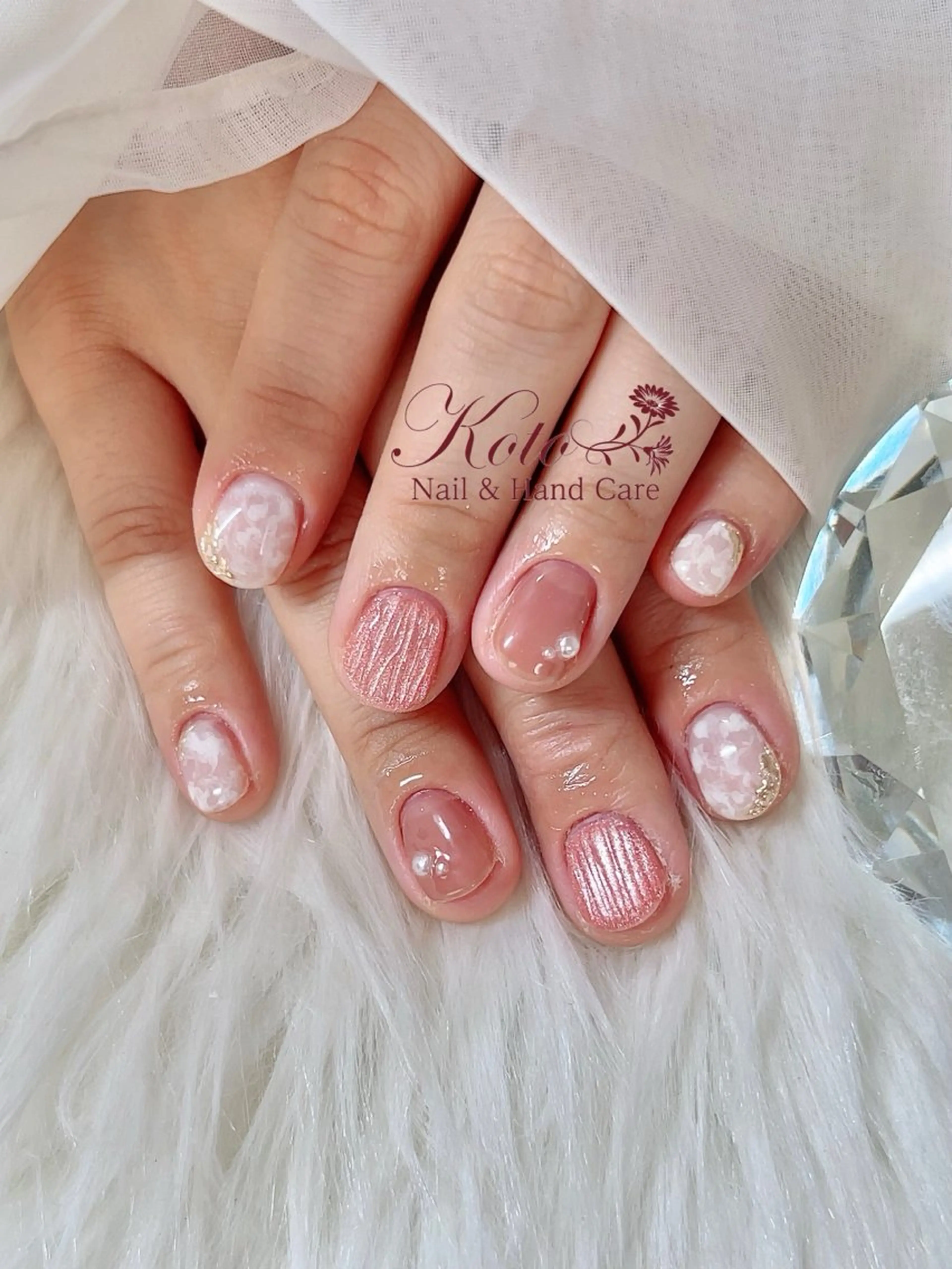 ネイル 長さ出し ジェルネイル 持ち込み ニュアンスネイル 赤色 ハンドネイル Nail Salon KOTOのネイルデザイン