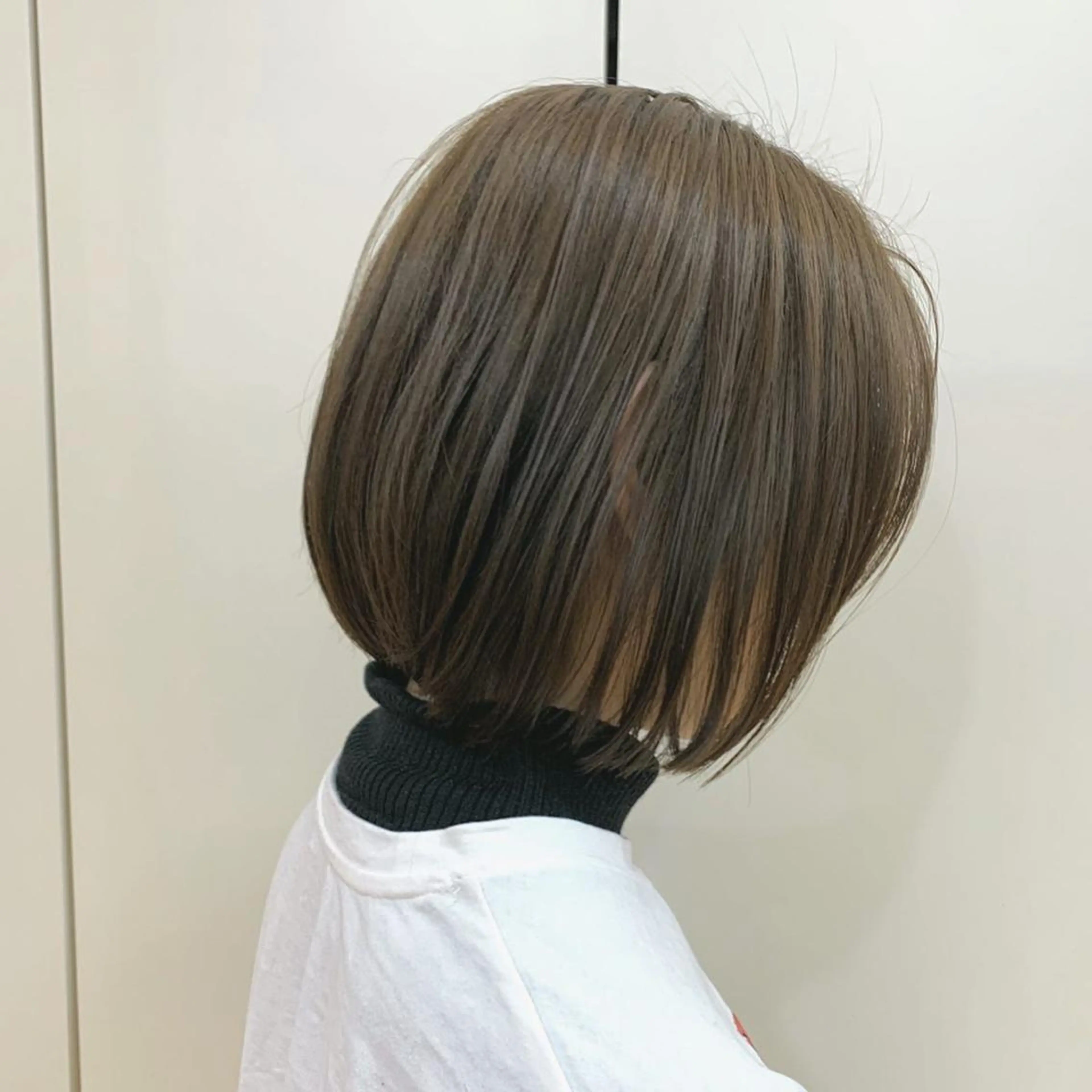 ショート カラー ベージュカラー オリーブベージュ オリーブカラー ヘアカラー ayaka 大宮のヘアスタイル