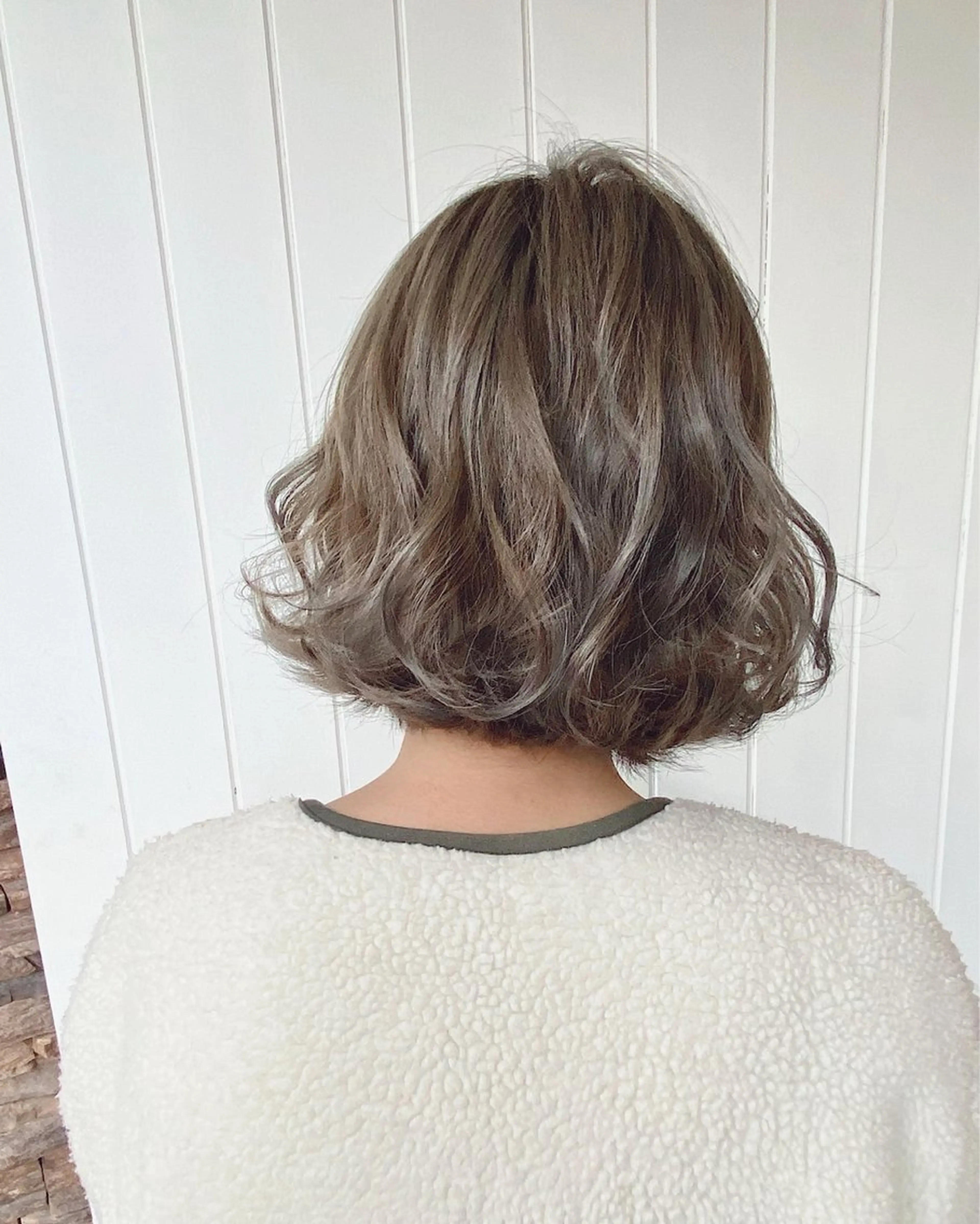 ミディアム カラー Rely 美空のヘアスタイル