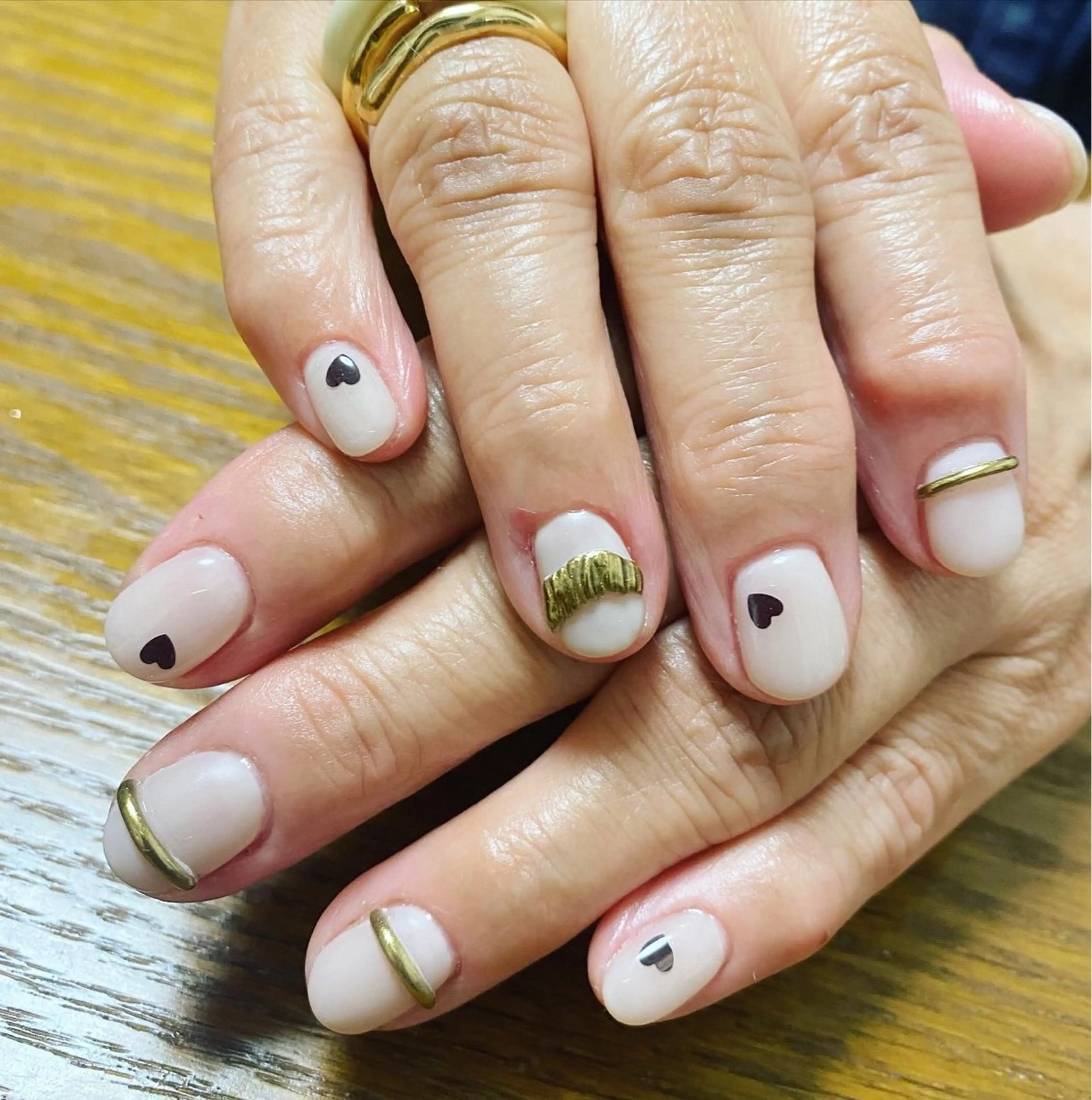 ネイル ハンドネイル 小倉 梨衣那のネイルデザイン