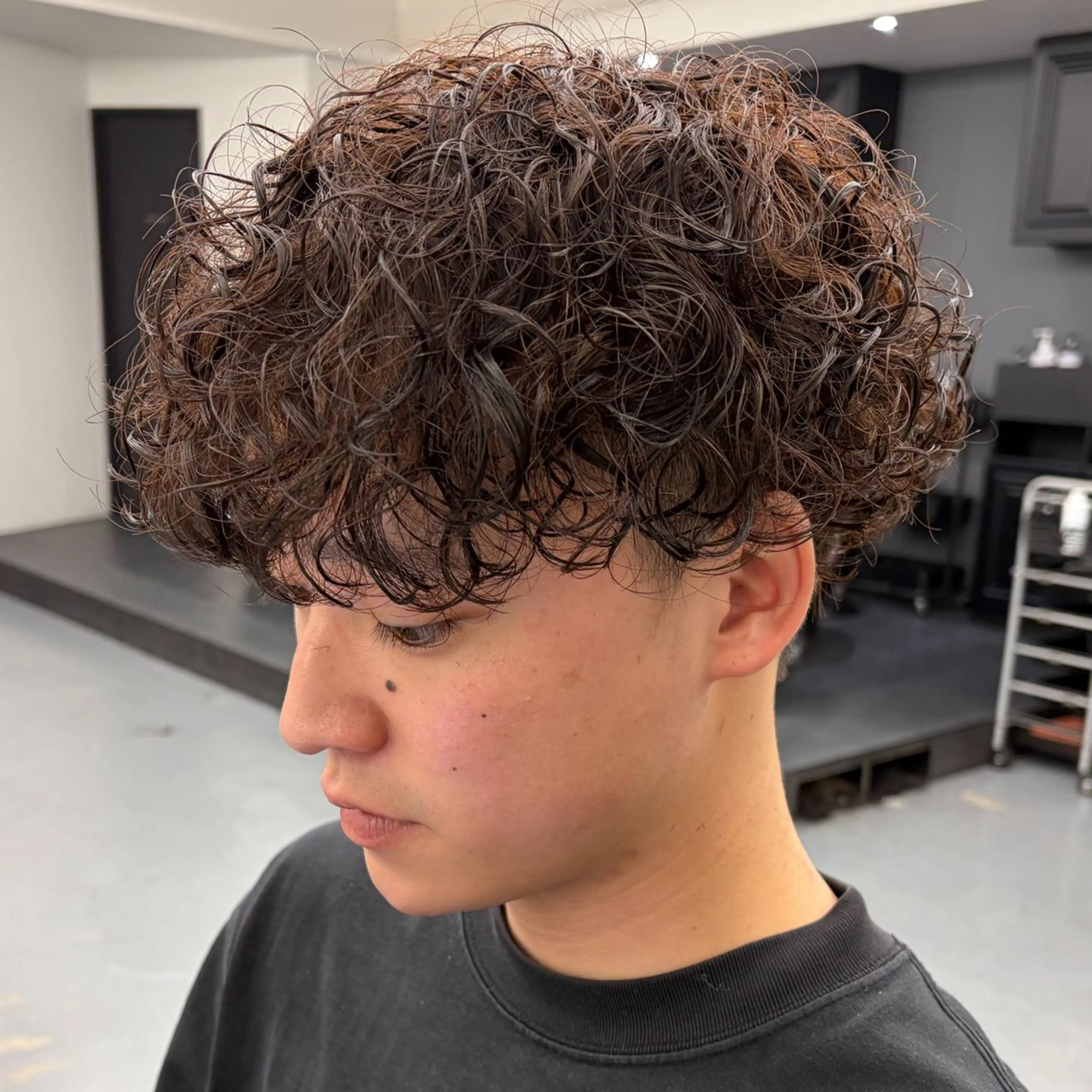 ミディアム パーマ メンズ カット パーマ トリートメント メンズパーマの人 KAZUのヘアスタイル