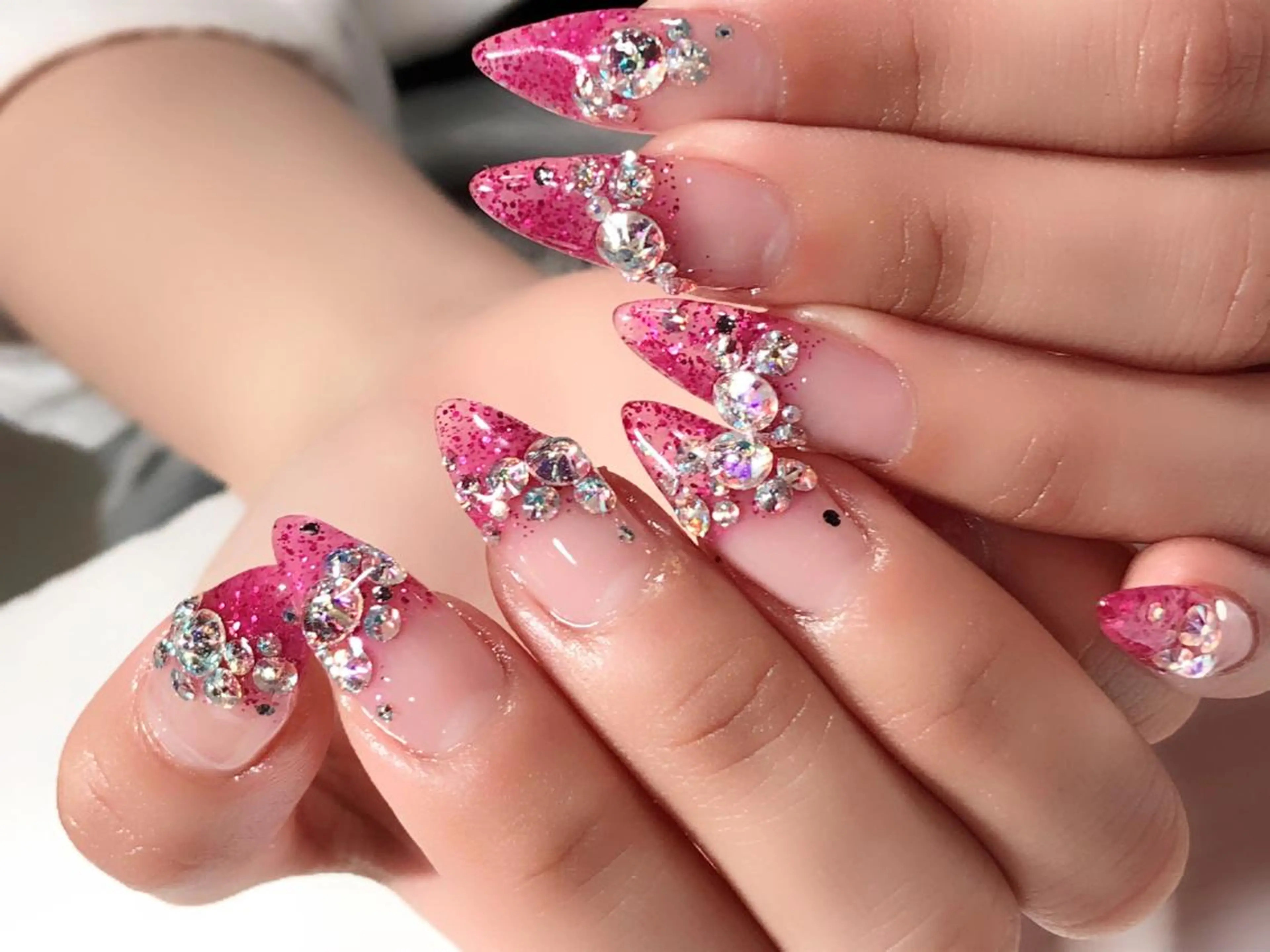 ネイル クリアネイル ラメ(グリッター) スカルプネイル ストーンネイル ハンドネイル atelier la vita所属・lavita. mimuraのネイルデザイン