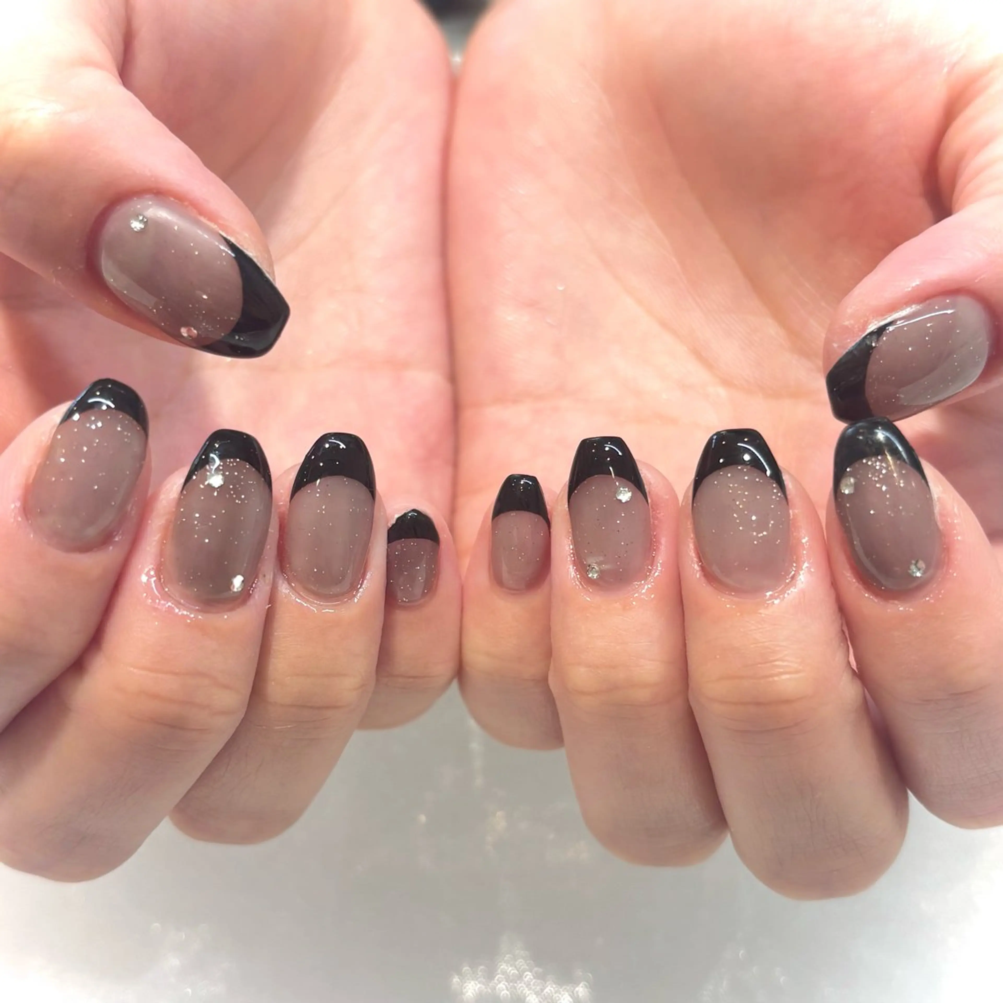 ネイル ストーンネイル ハンドネイル 橋元 珠梨のネイルデザイン