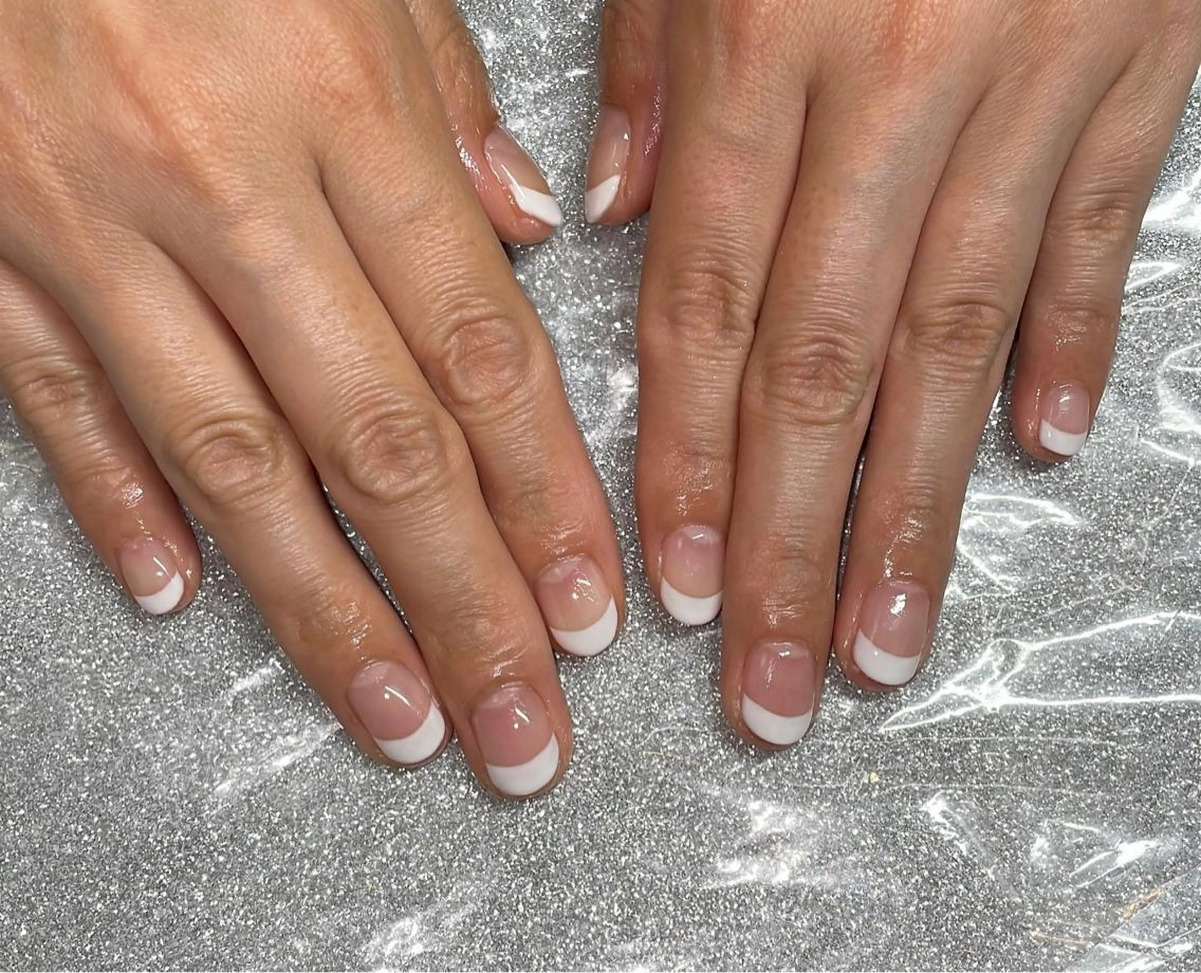 ネイル ハンドネイル VIERU 🌈🎀💖のネイルデザイン