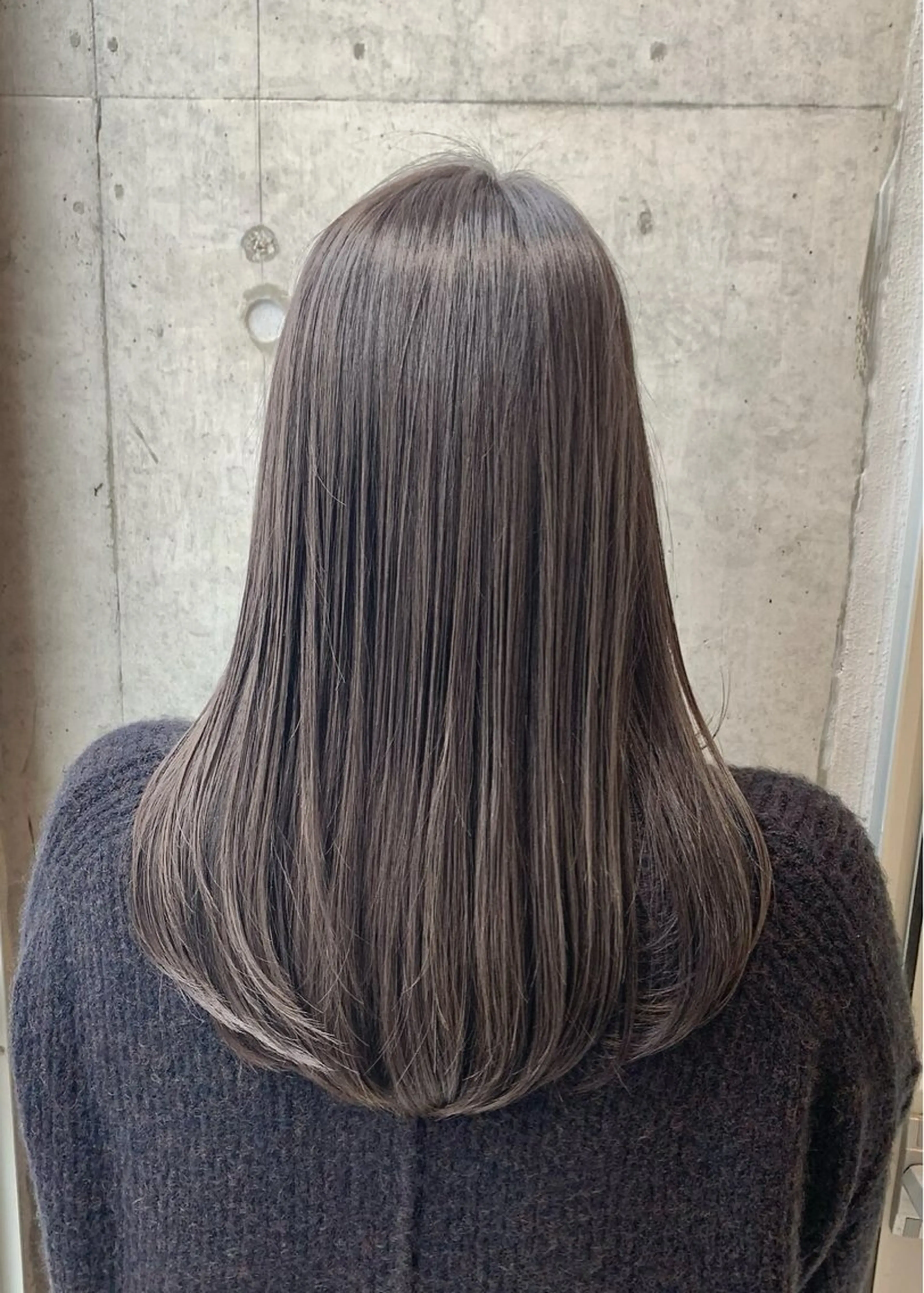 ロング カラー 透明感カラー ダブルカラー ハイライトカラー イルミナカラー インナーカラー カット ヘアカラー トリートメント misa🫧ナチュラ ル縮毛矯正/髪質改善のヘアスタイル