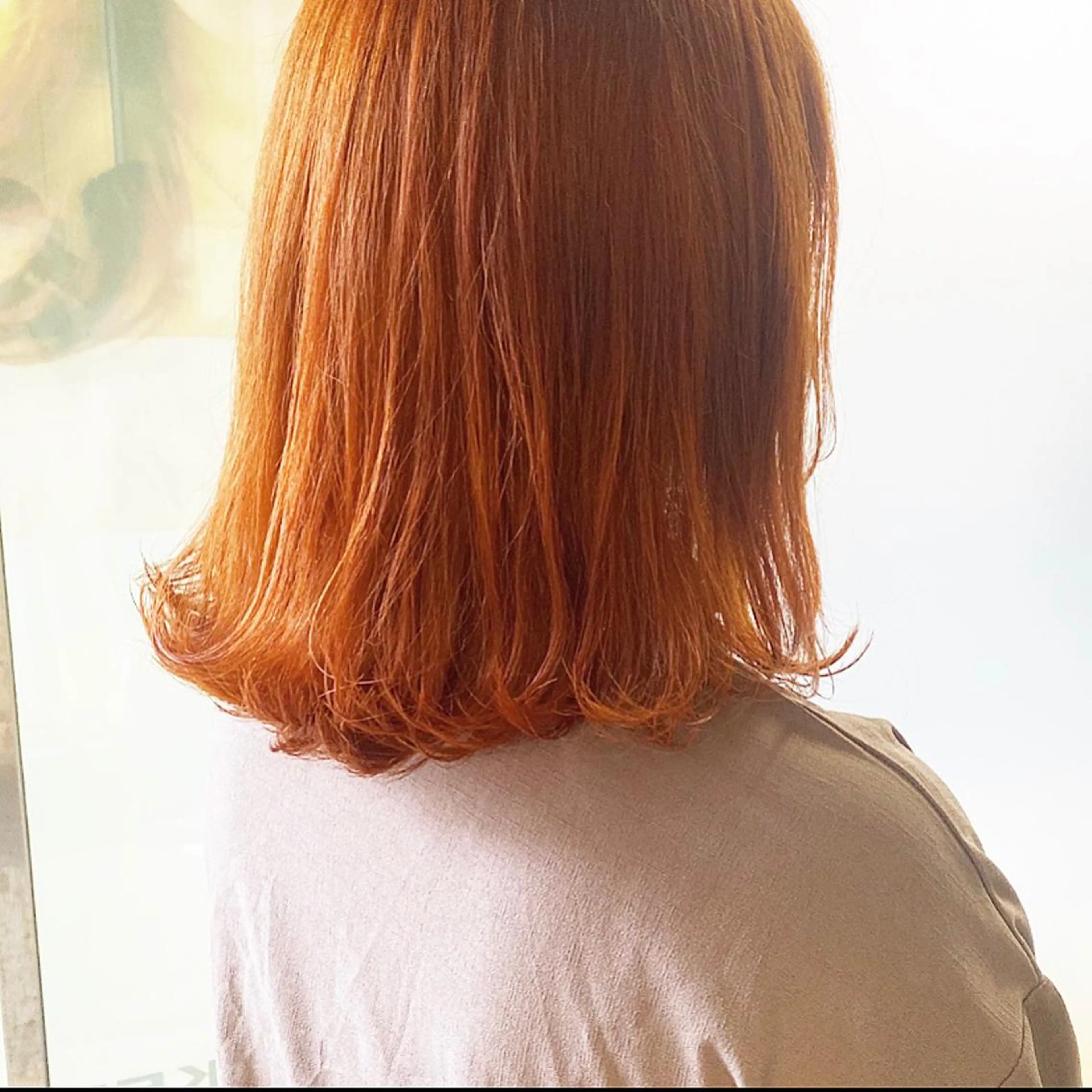 ミディアム カラー 滝本 里実のヘアスタイル