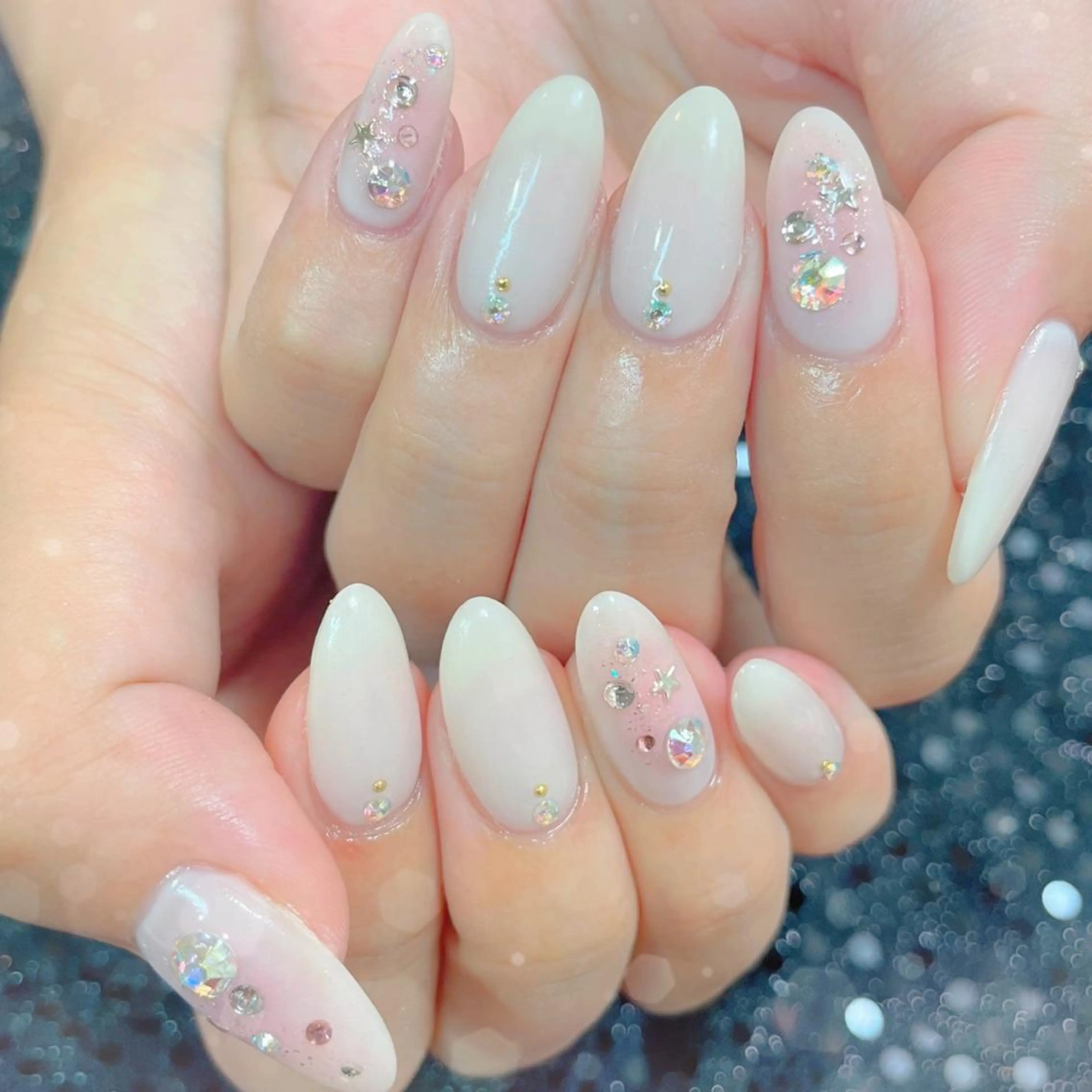 ネイル ハンドネイル ハンドケア MoON...❤︎ MeGuのネイルデザイン