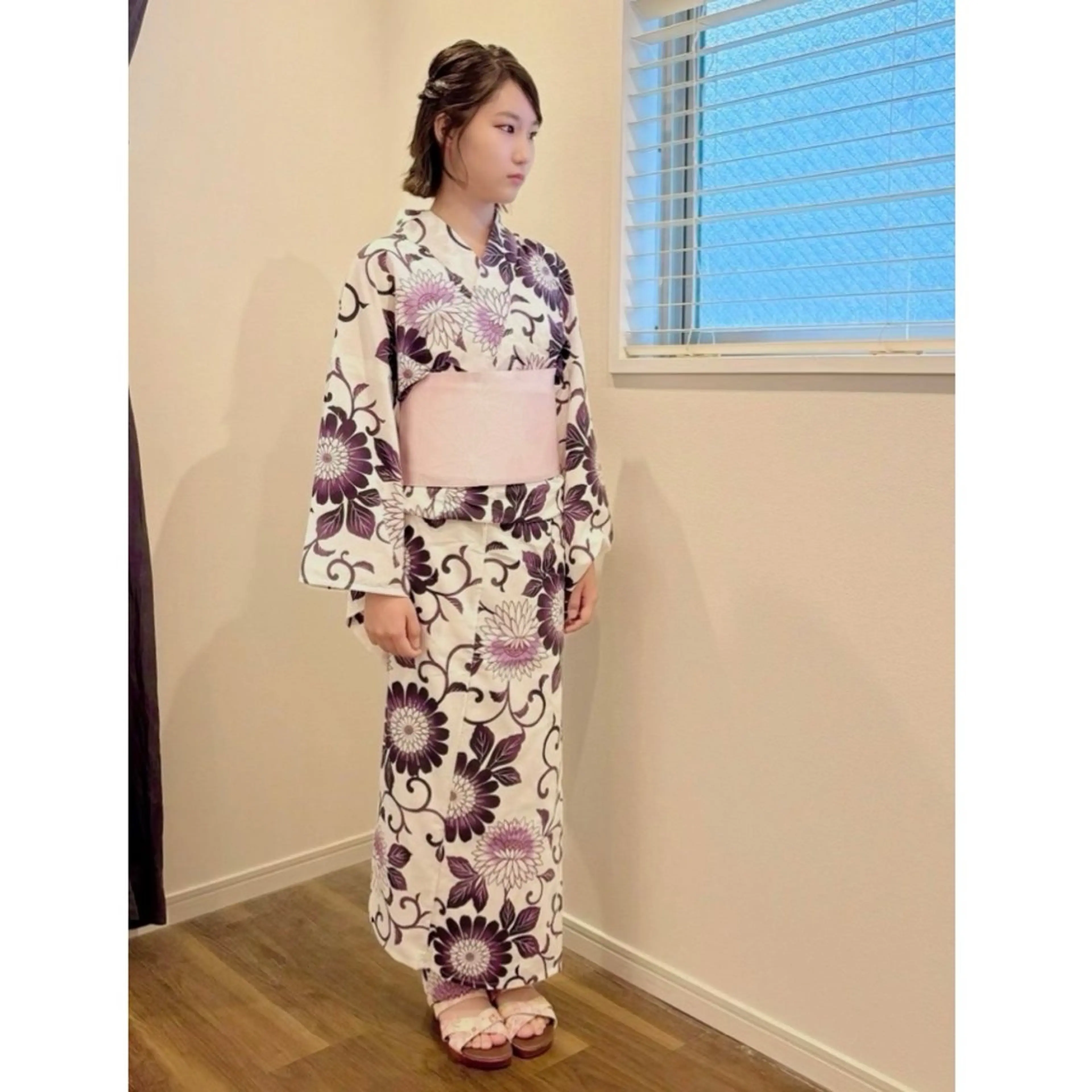 ミディアム ヘアアレンジ ハーフアップ ボブ elua kanekoの眉毛・アイブロウイメージ