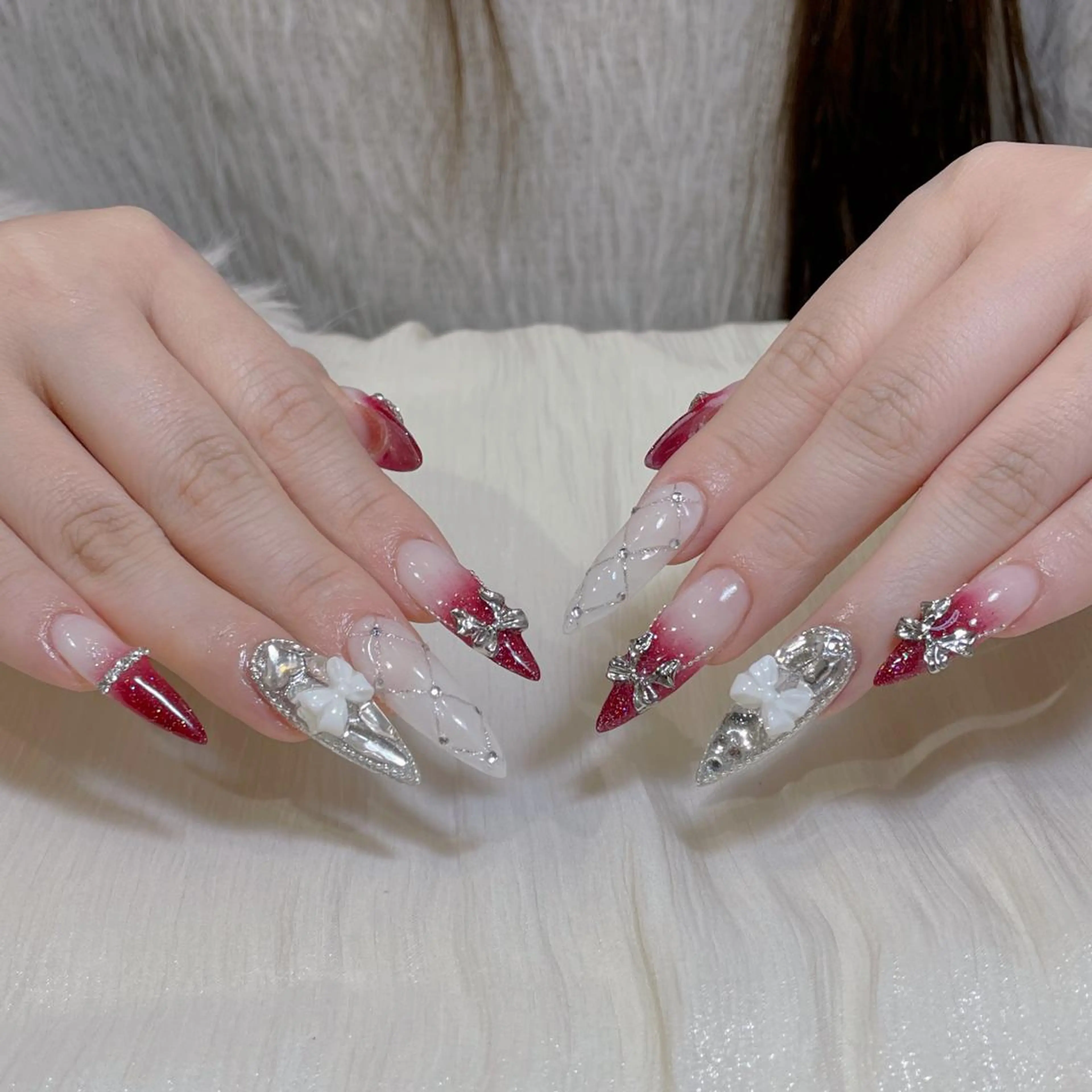 ネイル ハンドネイル ハンドケア Lumina Nail💕のネイルデザイン